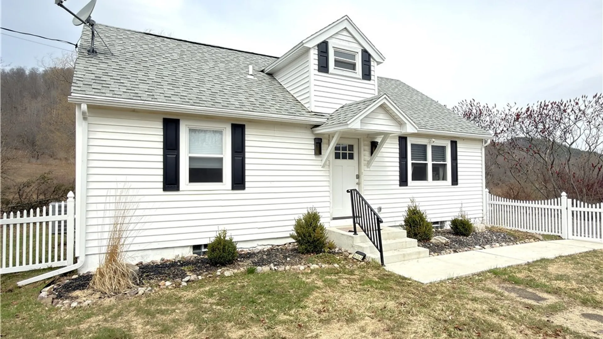 Property at 6064 Route 242, Ellicottville, NY 14731 4