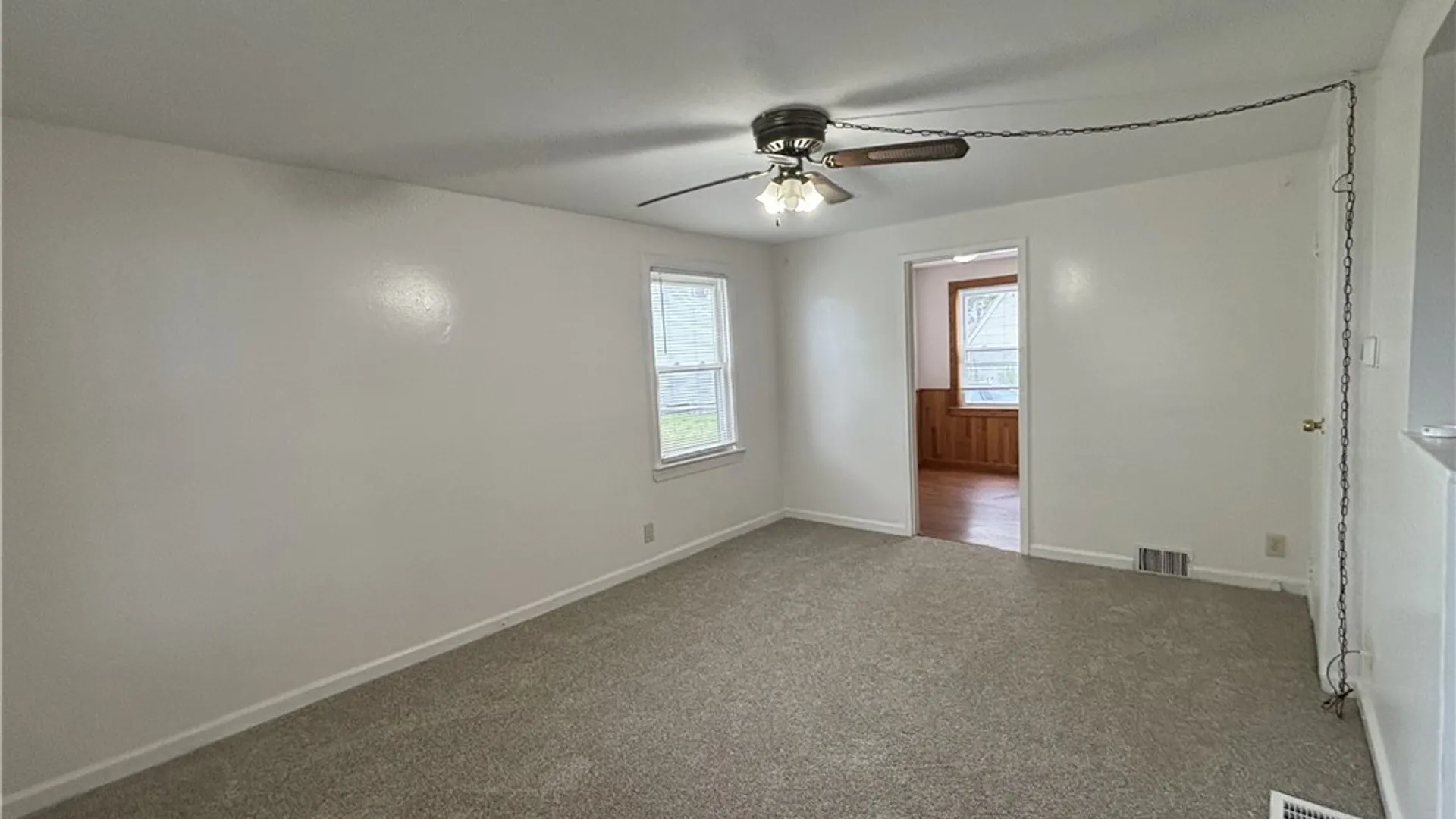 Property at 54 Carl Road, Grand Island, NY 14072 7
