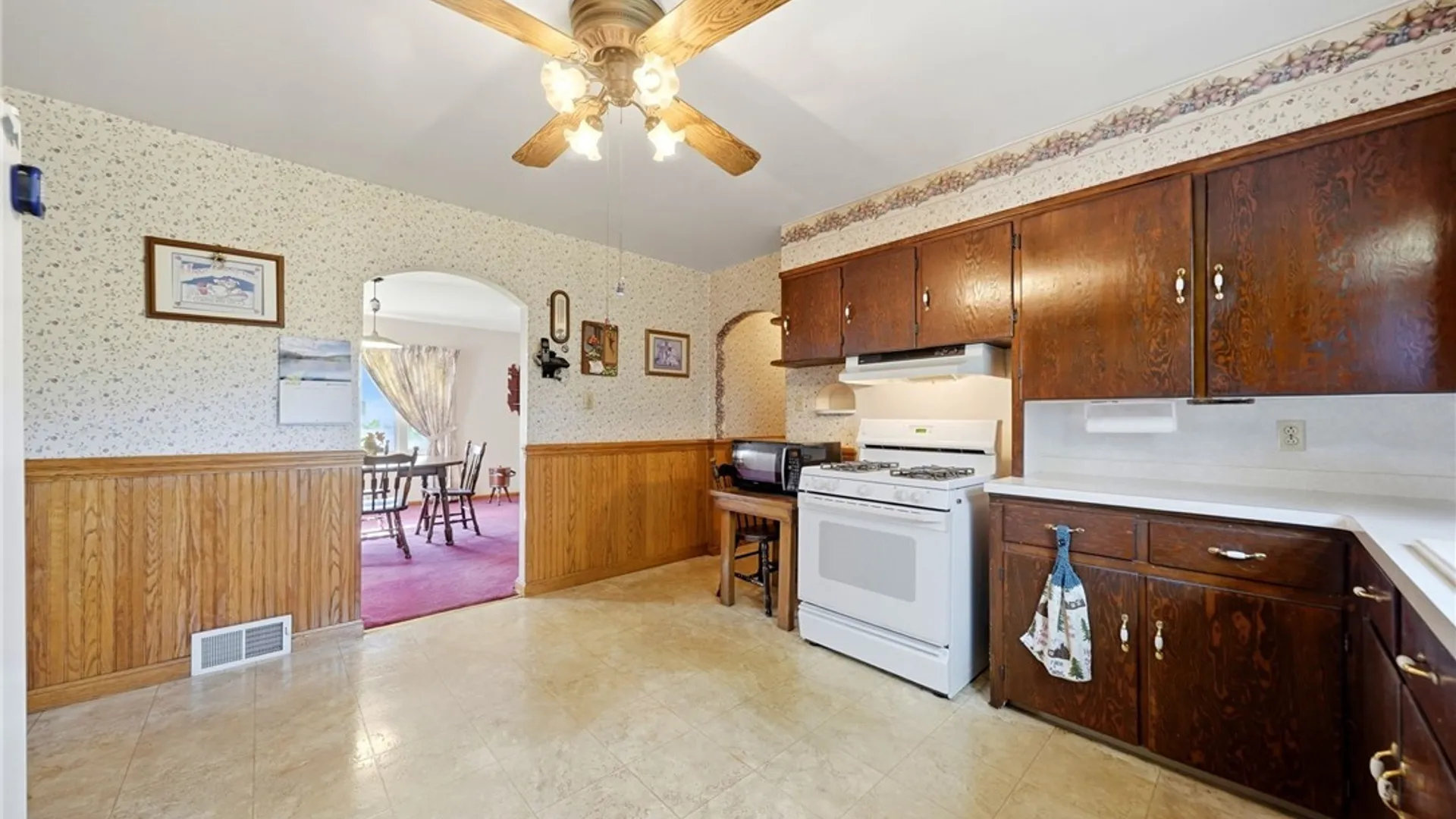 Property at 7304 Michael Road, Orchard Park, NY 14127 25
