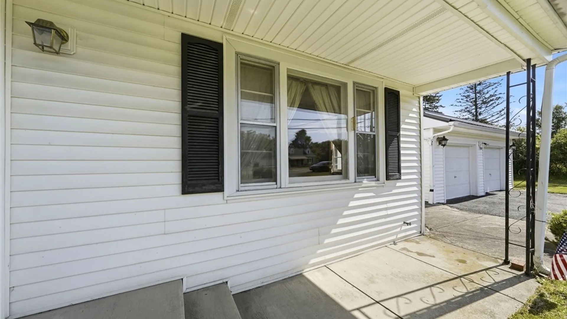 Property at 7304 Michael Road, Orchard Park, NY 14127 4