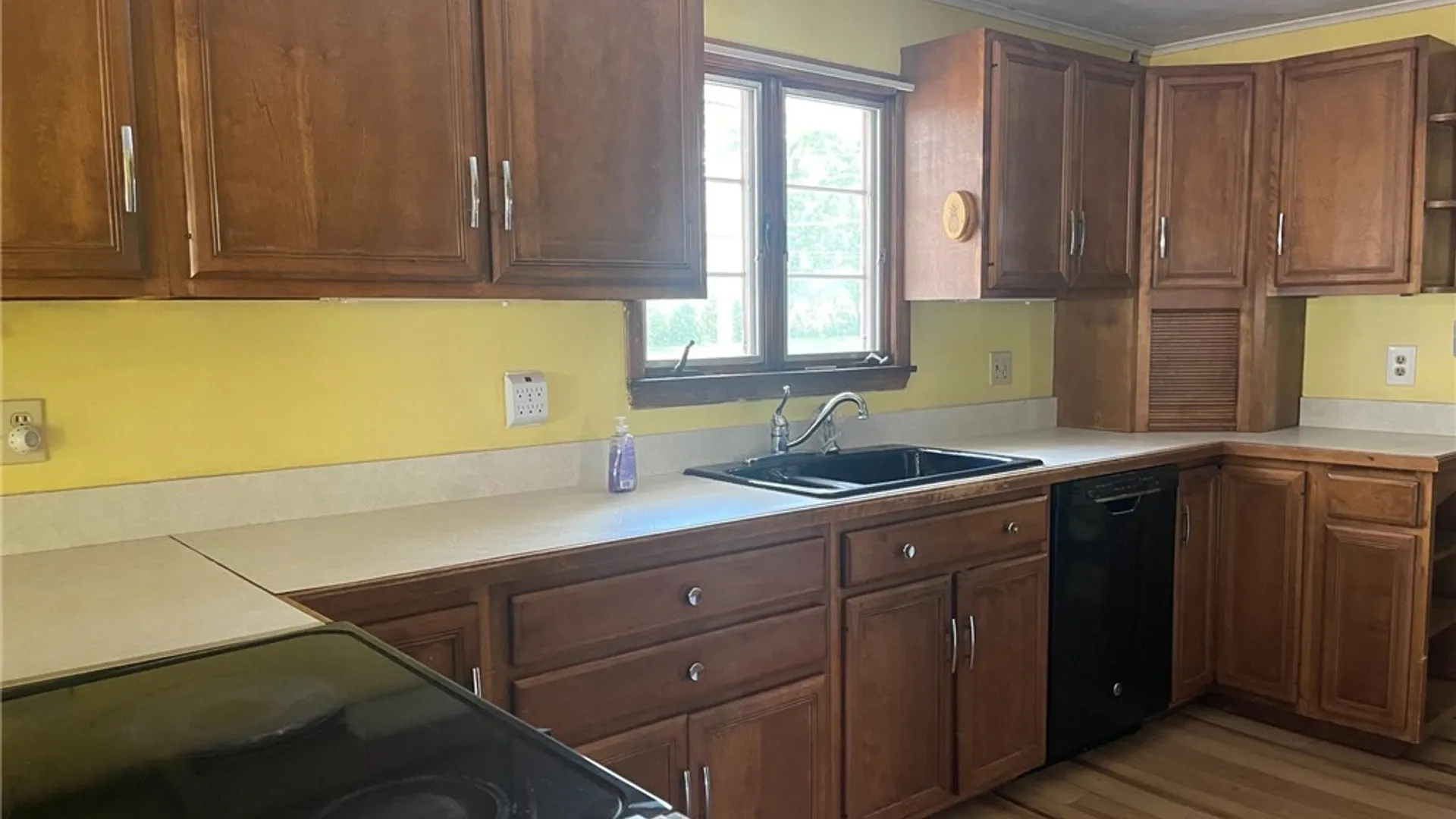 Property at 443 Sylvan Street, Oneida, NY 13421 15