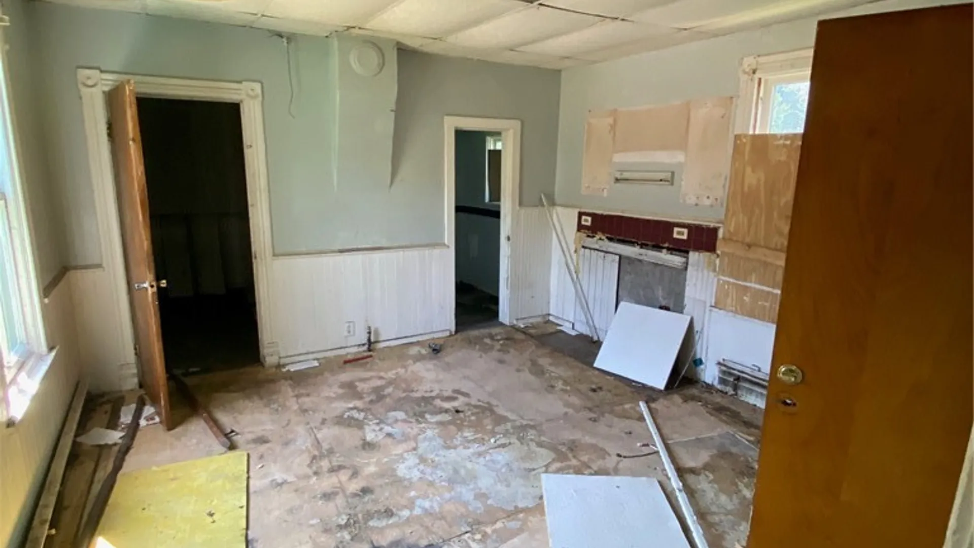 Property at 46 Fay Street, Buffalo, NY 14211 7