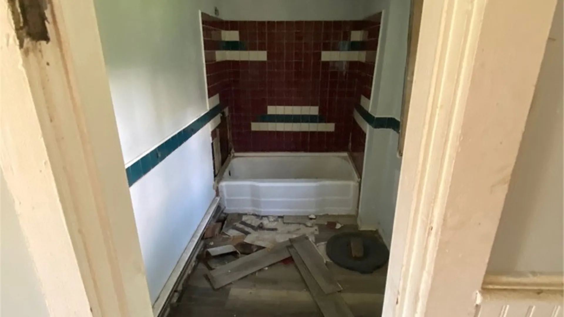 Property at 46 Fay Street, Buffalo, NY 14211 8