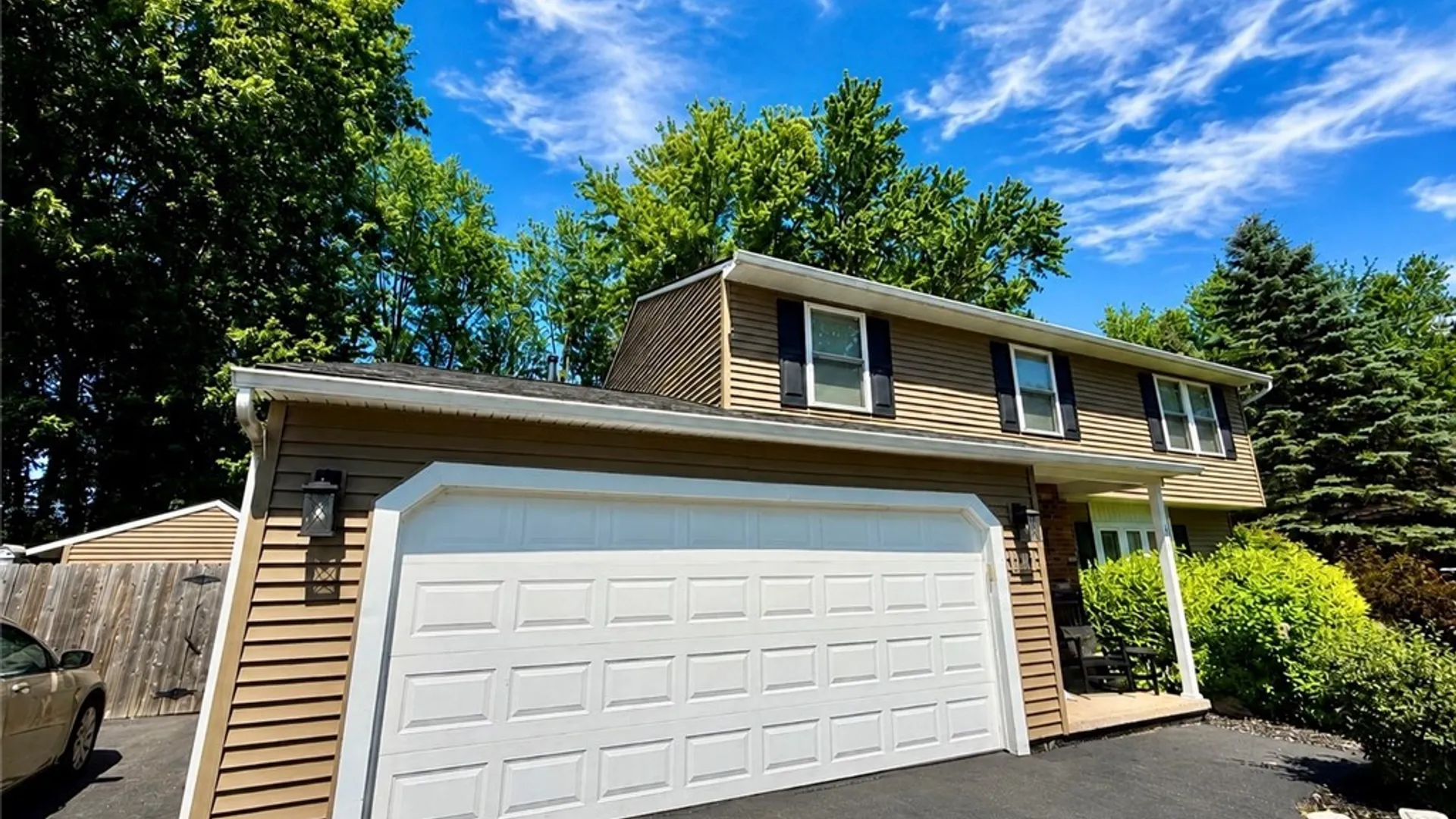 Property at 5515 Chateau Lane, Clay, NY 13041 3