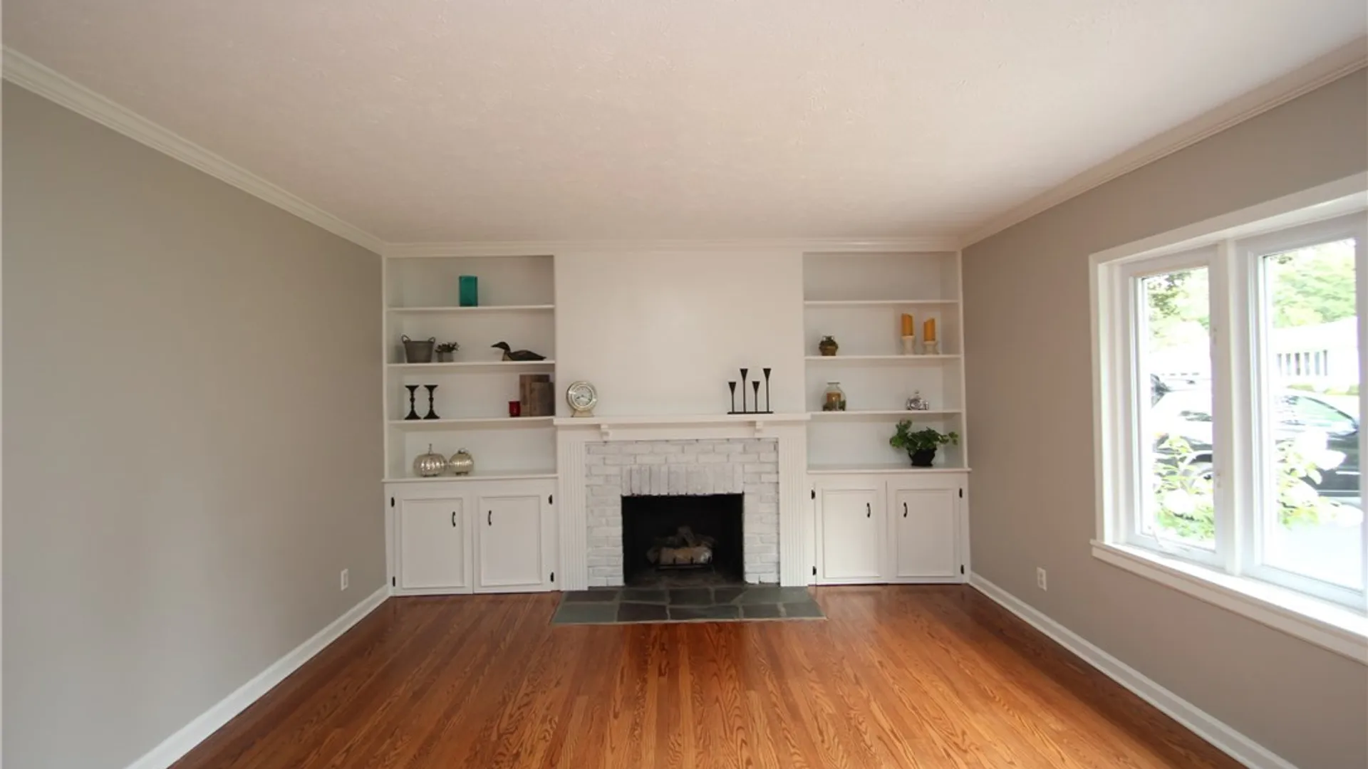 Property at 5 Spruce Lane, Pittsford, NY 14534 11