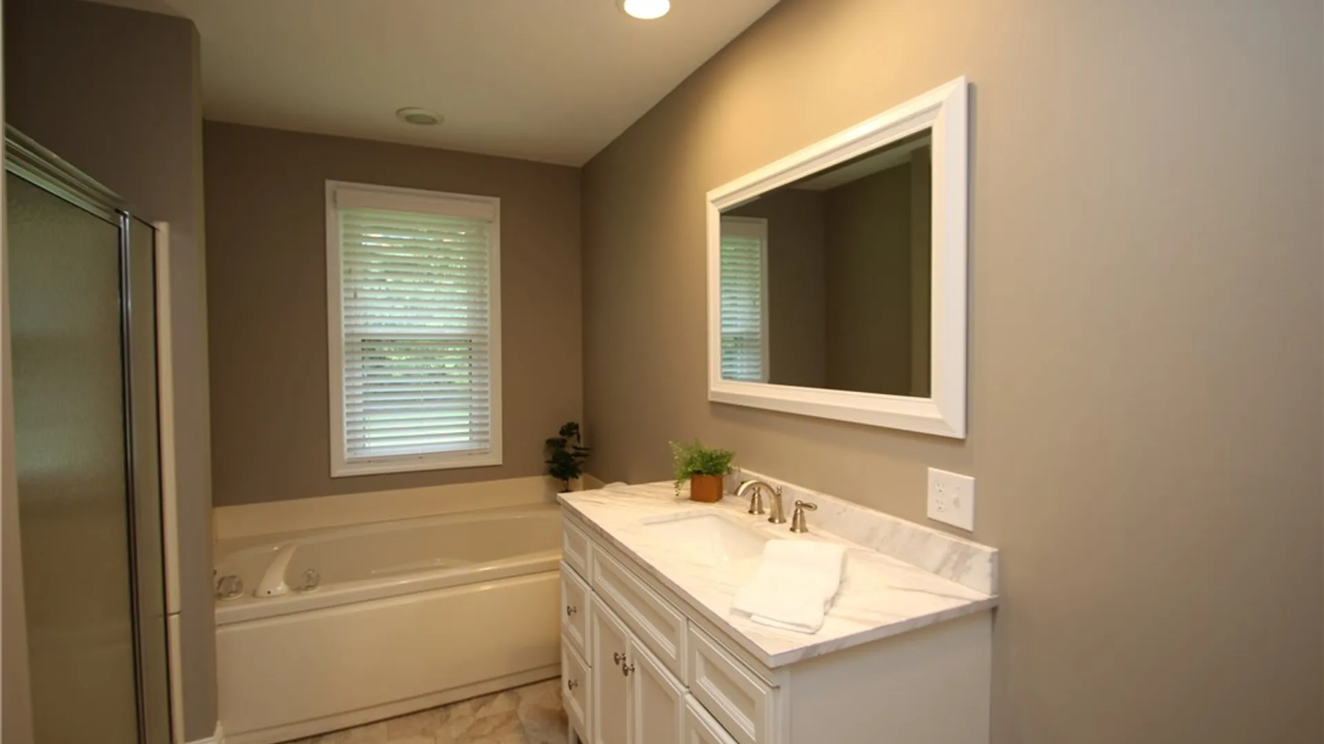 Property at 5 Spruce Lane, Pittsford, NY 14534 16