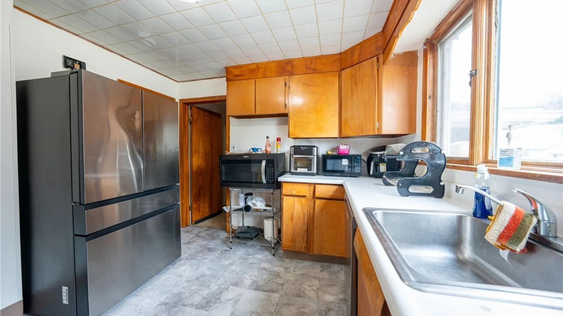 Property at 315 Grandview Avenue, Tonawanda, NY 14223 11