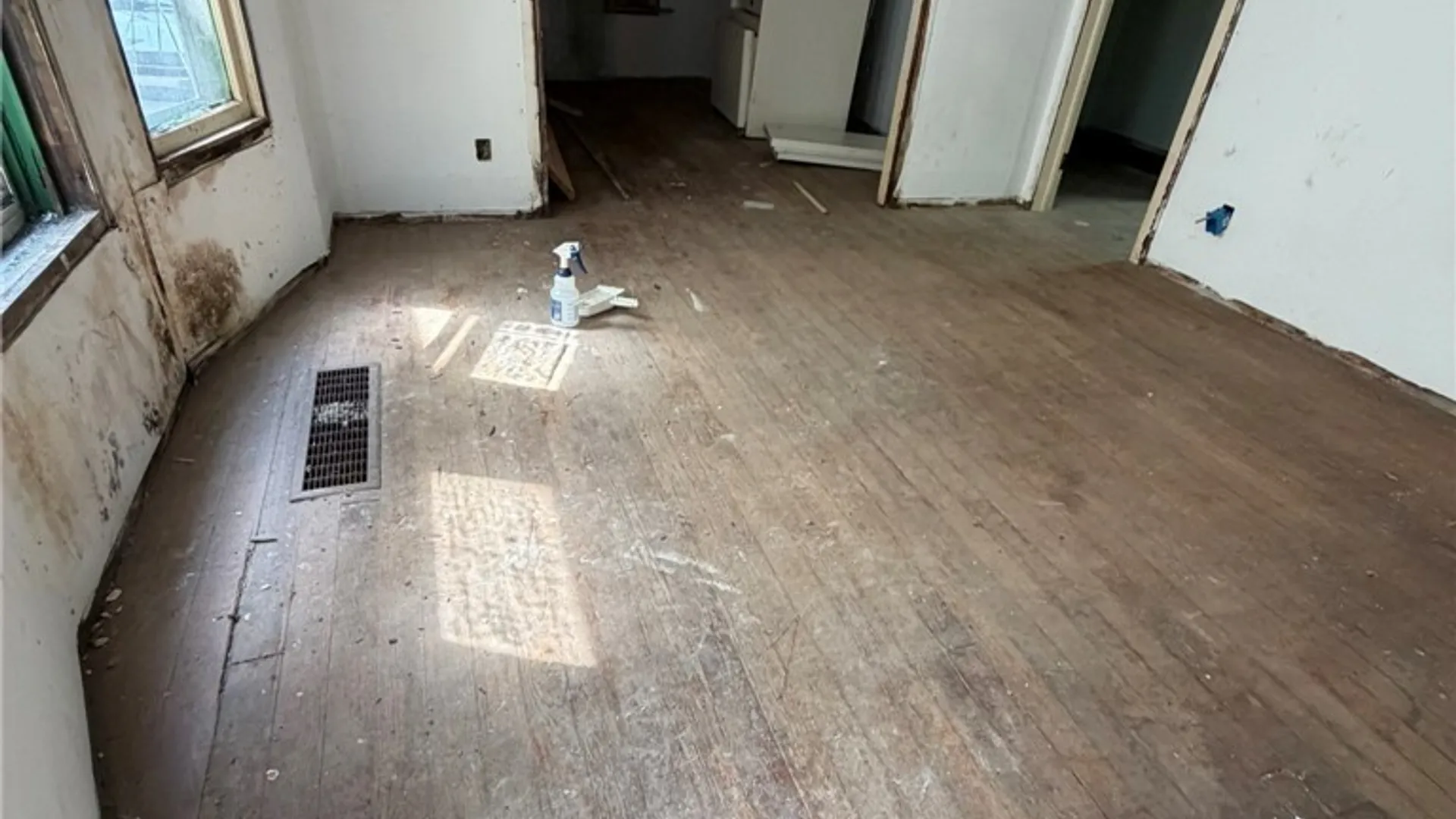 Property at 308 Northland Avenue, Buffalo, NY 14208 12