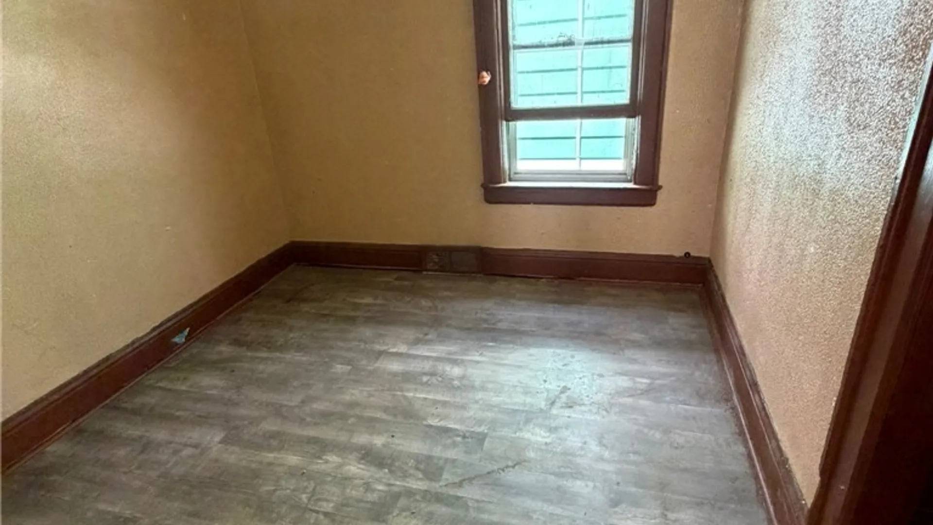 Property at 308 Northland Avenue, Buffalo, NY 14208 5