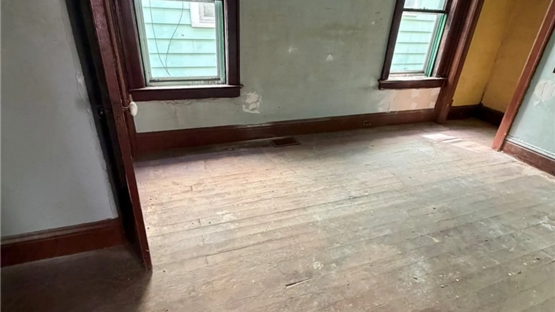 Property at 308 Northland Avenue, Buffalo, NY 14208 6