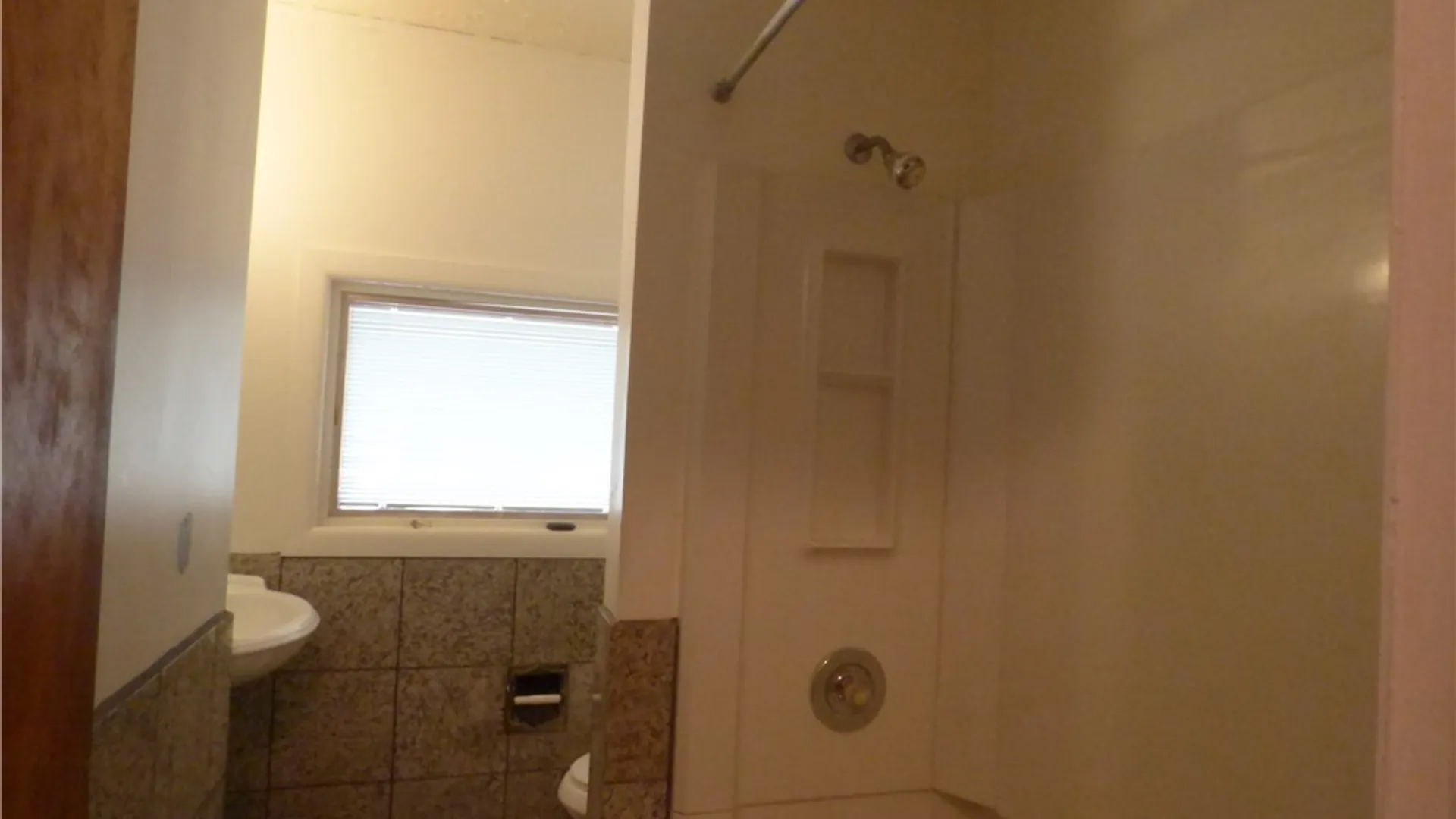 Property at 6 Forest Avenue, Irondequoit, NY 14622 13