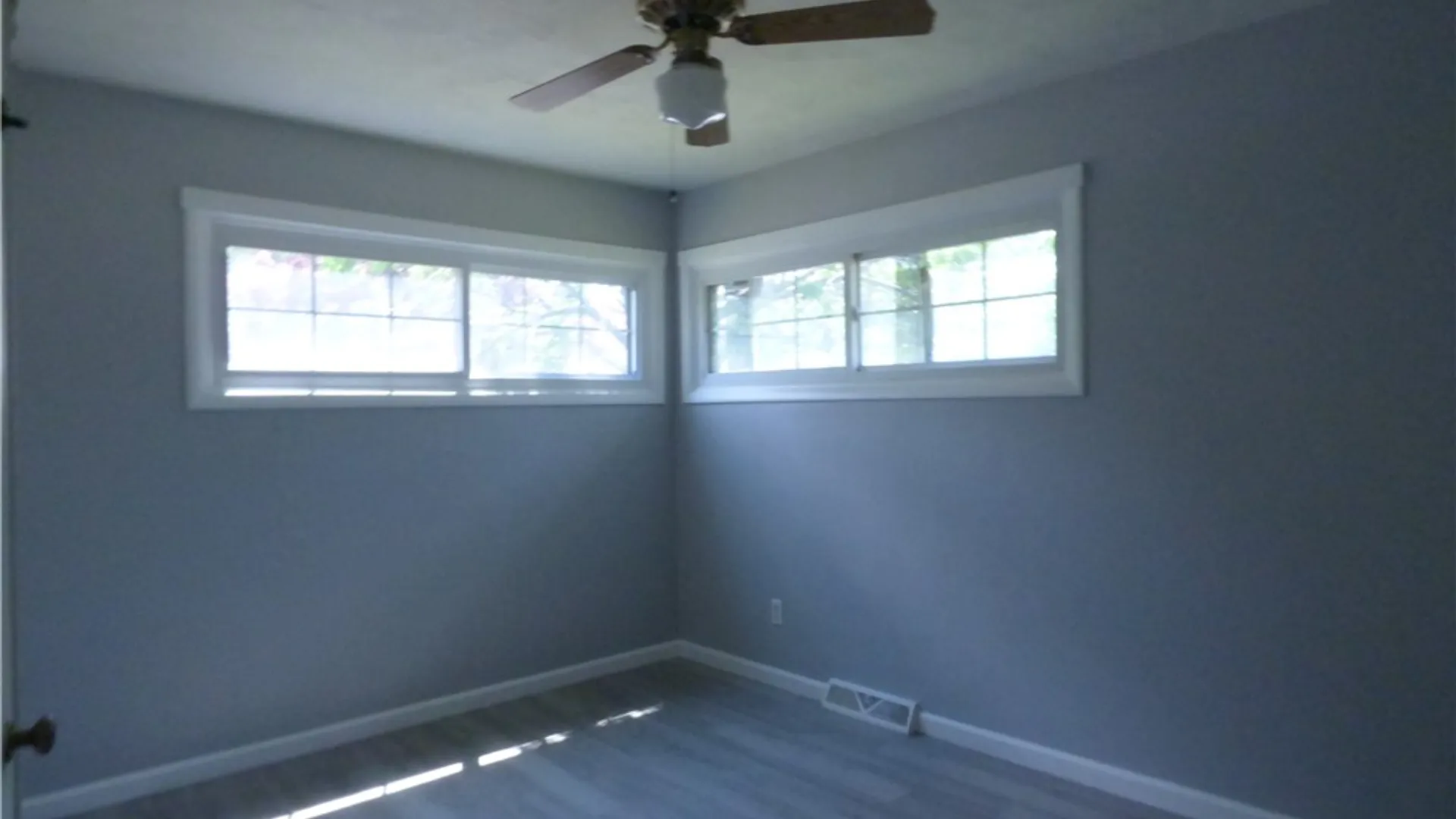Property at 6 Forest Avenue, Irondequoit, NY 14622 14