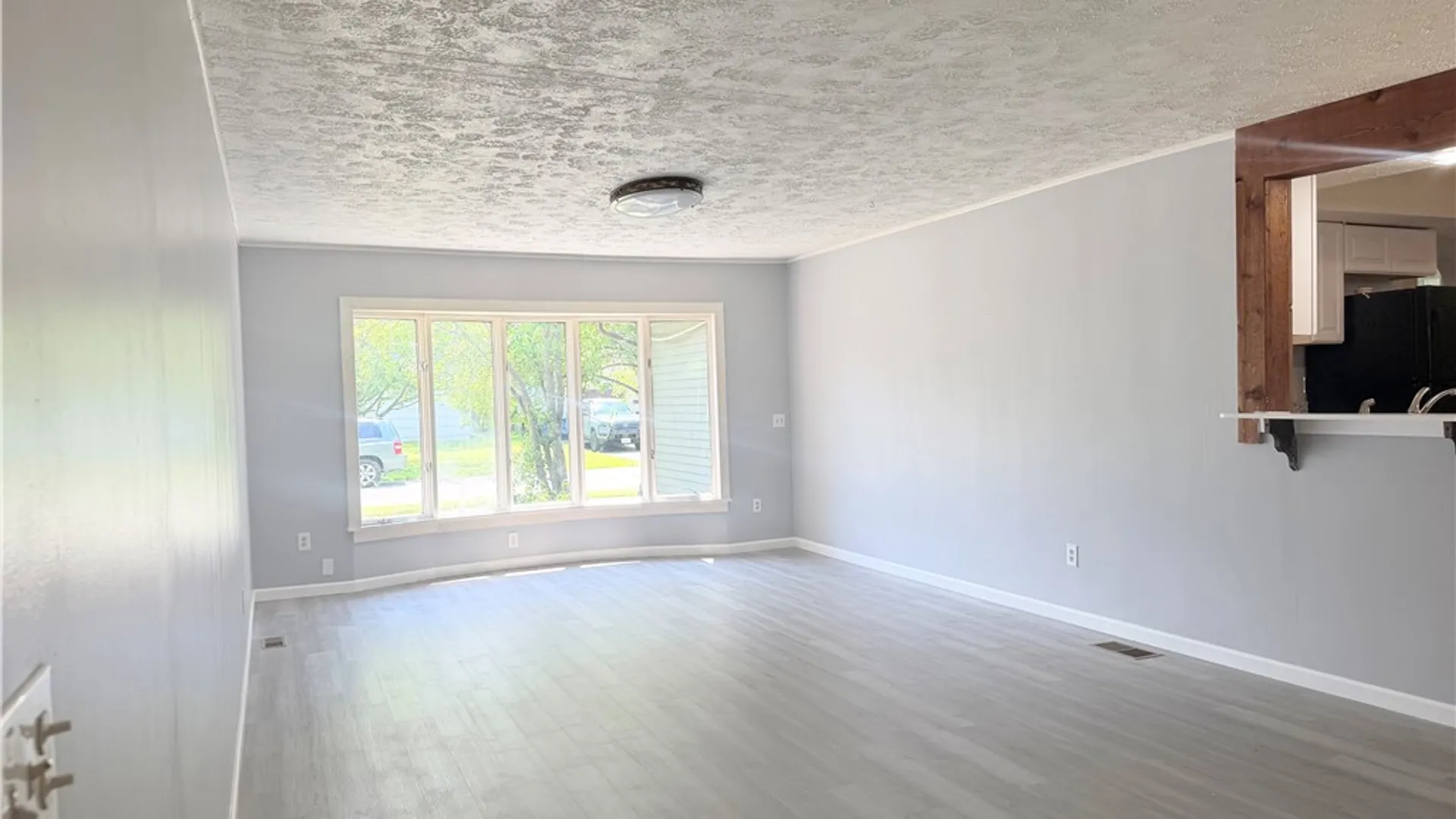 Property at 6 Forest Avenue, Irondequoit, NY 14622 8