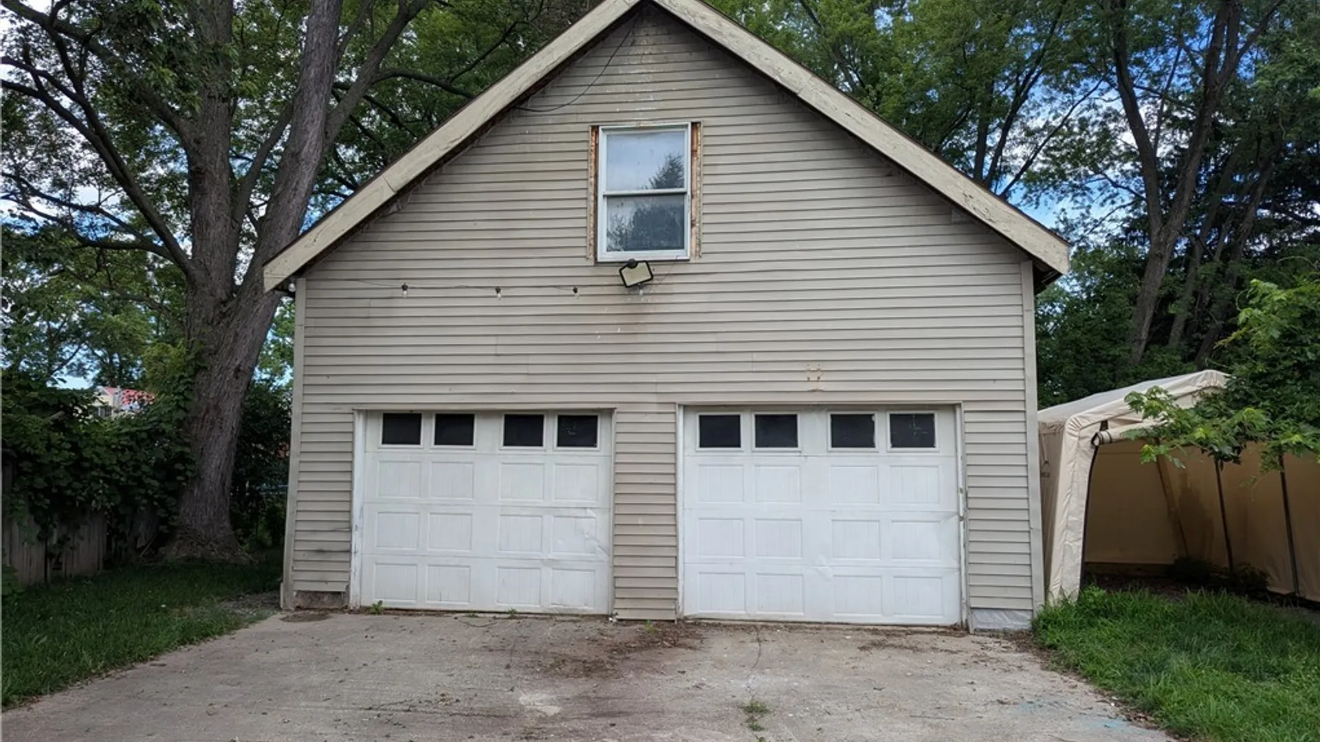 Property at 428 Garden City Drive, Salina, NY 13211 2