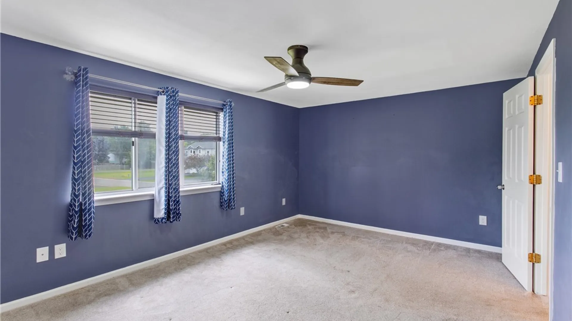 Property at 8236 Boatwatch Drive, Clay, NY 13027 15