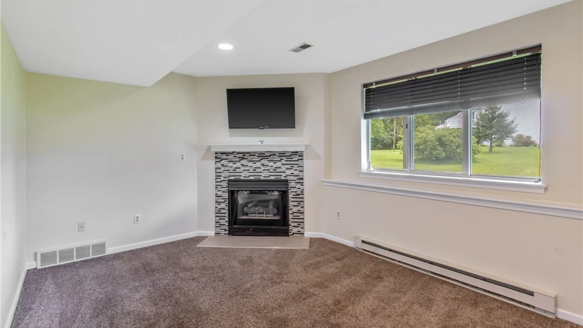 Property at 8236 Boatwatch Drive, Clay, NY 13027 19
