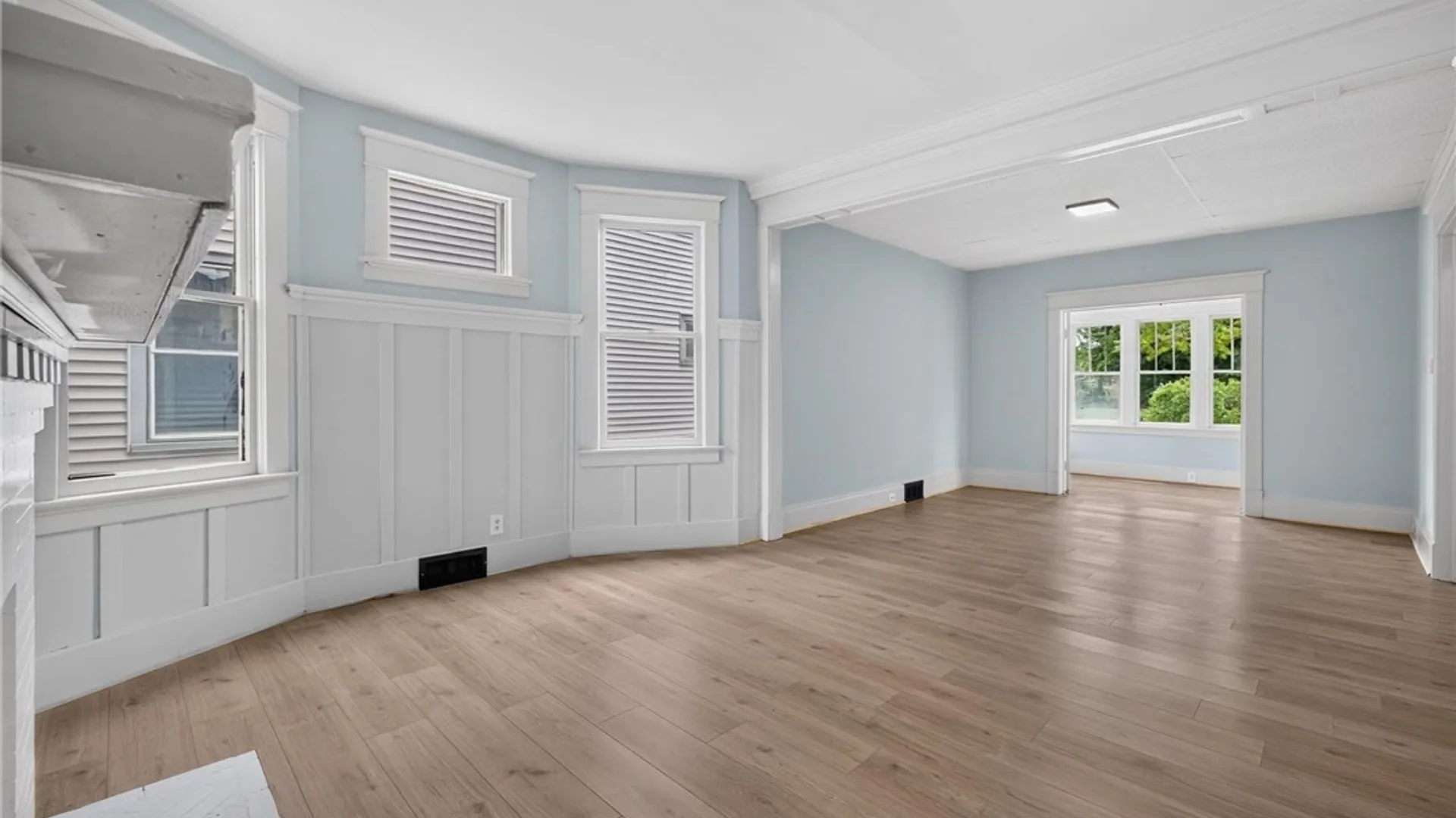 Property at 220 E Delavan Avenue, Buffalo, NY 14208 11