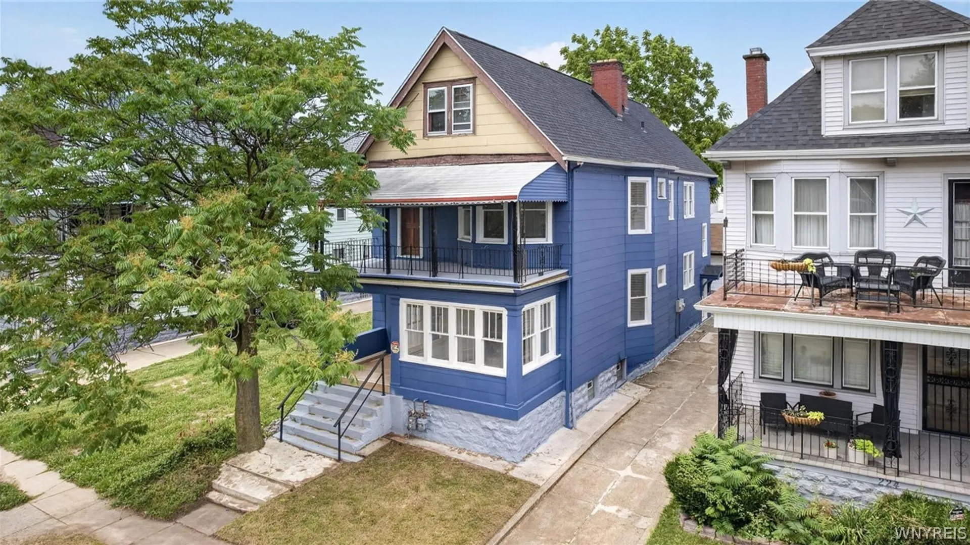 Property at 220 E Delavan Avenue, Buffalo, NY 14208 2