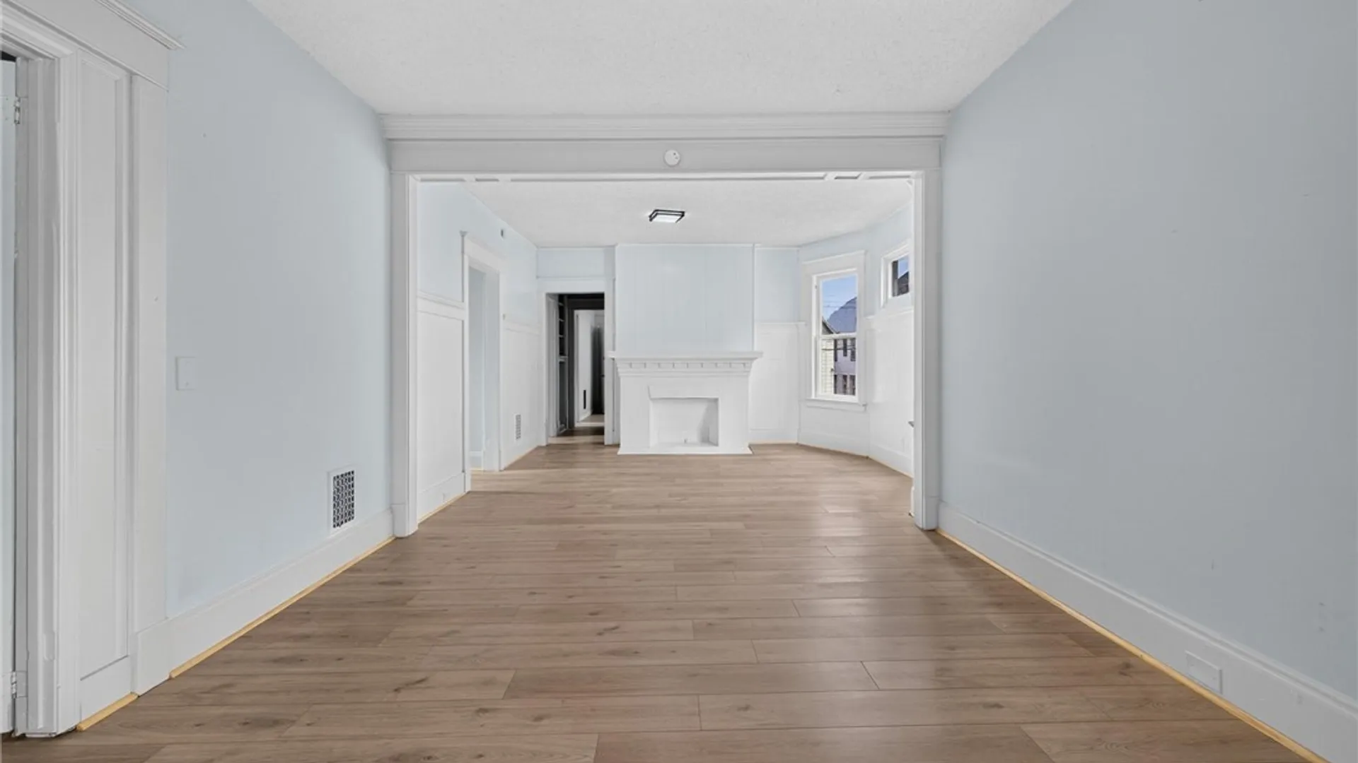 Property at 220 E Delavan Avenue, Buffalo, NY 14208 21