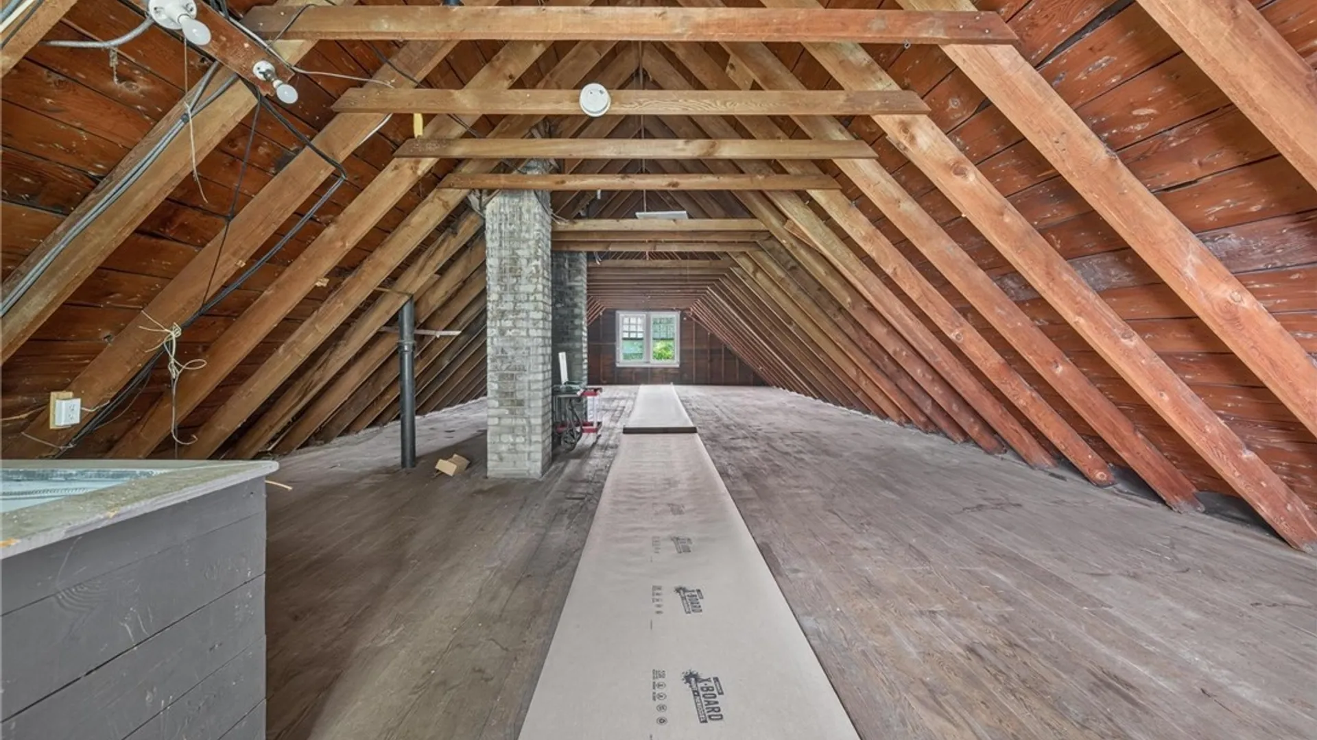 Property at 220 E Delavan Avenue, Buffalo, NY 14208 40