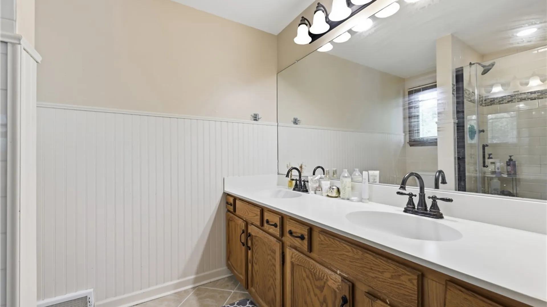 Property at 79 Bywater Drive, Amherst, NY 14068 26