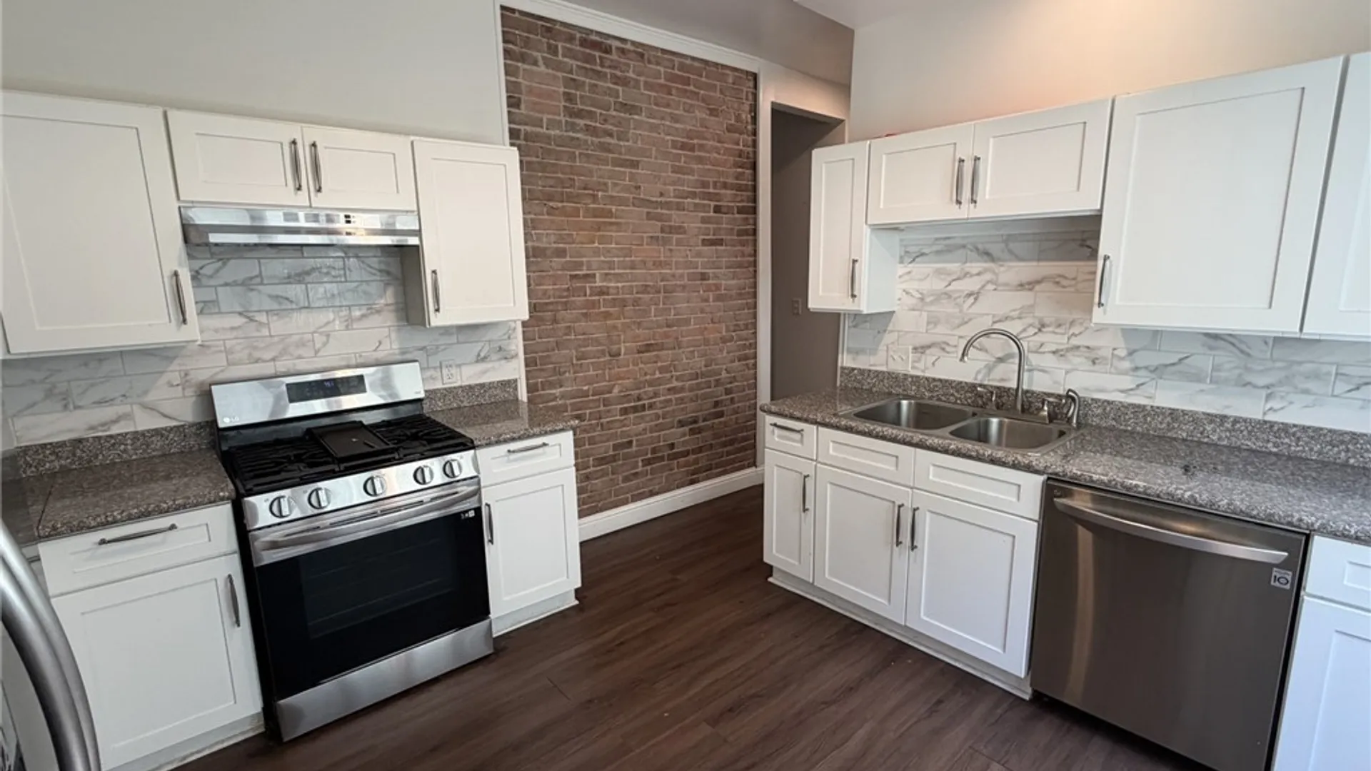 Property at 212 Richmond Ave Avenue, Buffalo, NY 14222 6