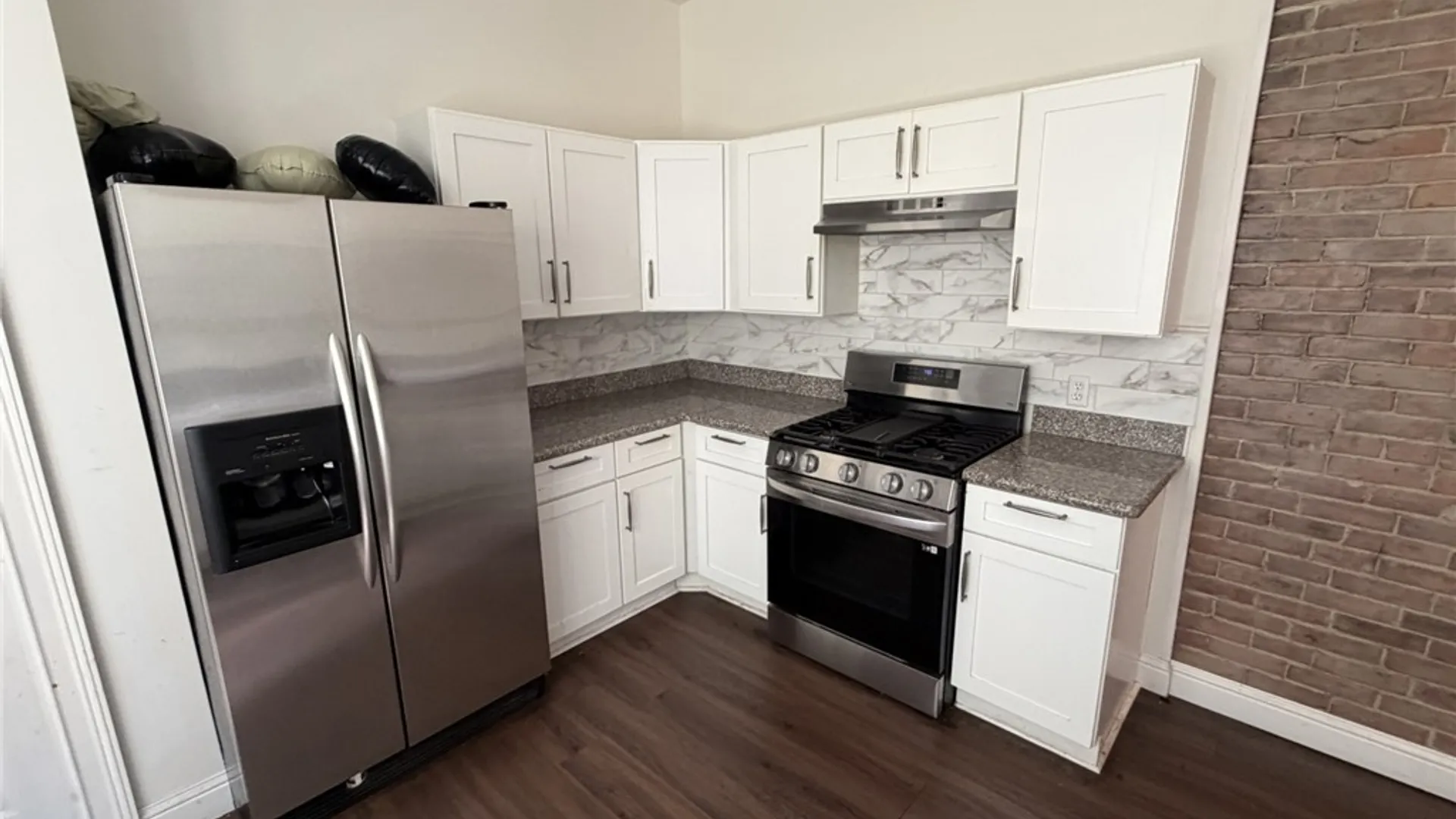 Property at 212 Richmond Ave Avenue, Buffalo, NY 14222 4
