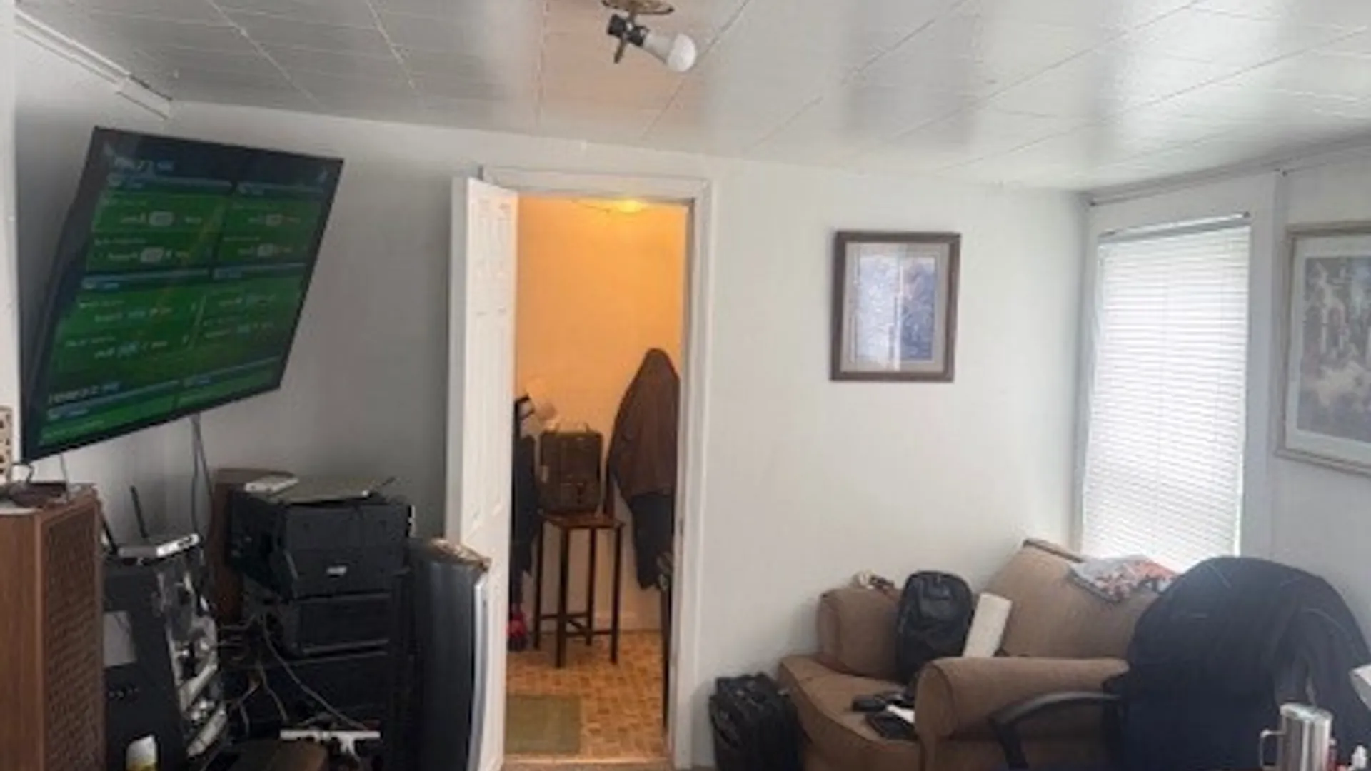 Property at 115 E Bloomfield Street, Rome, NY 13440 3