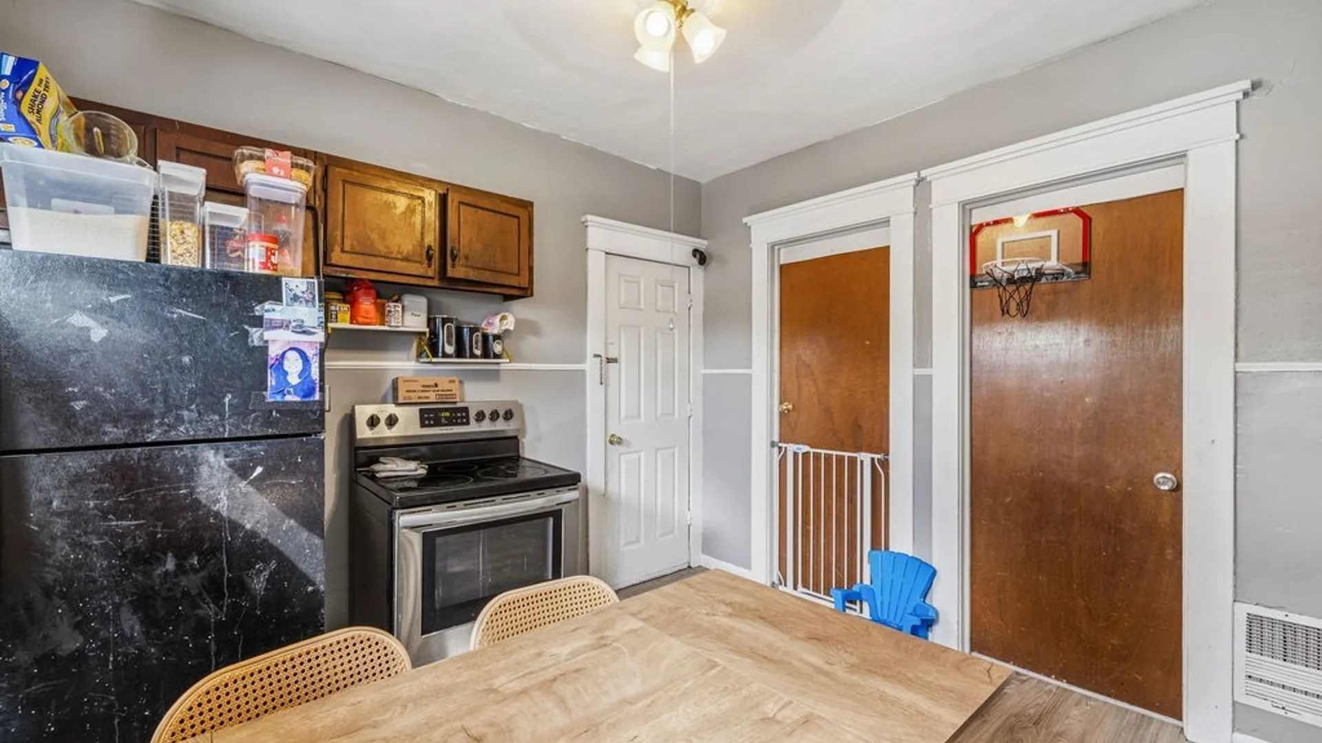 Property at 544 Hertel Avenue, Buffalo, NY 14207 8
