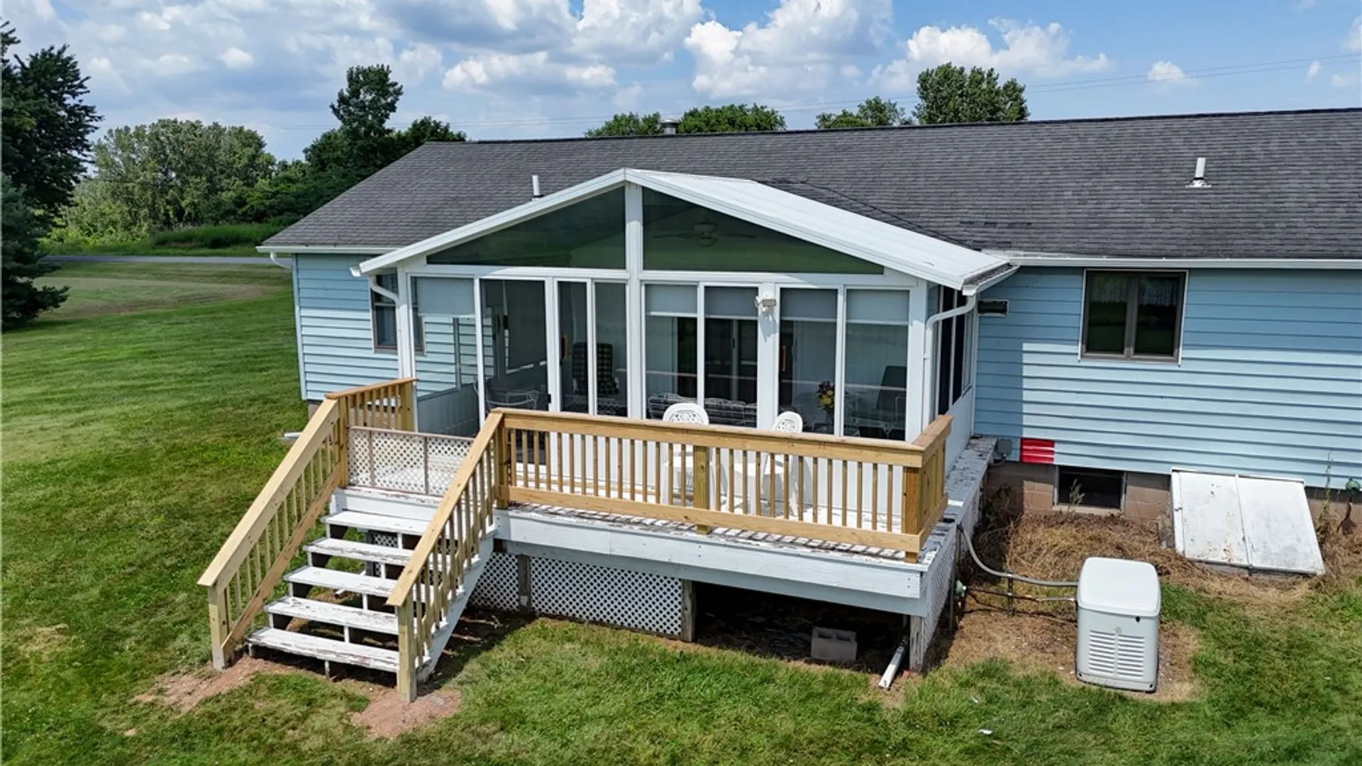 Property at 16994 Taylor Road, Clarendon, NY 14470 4