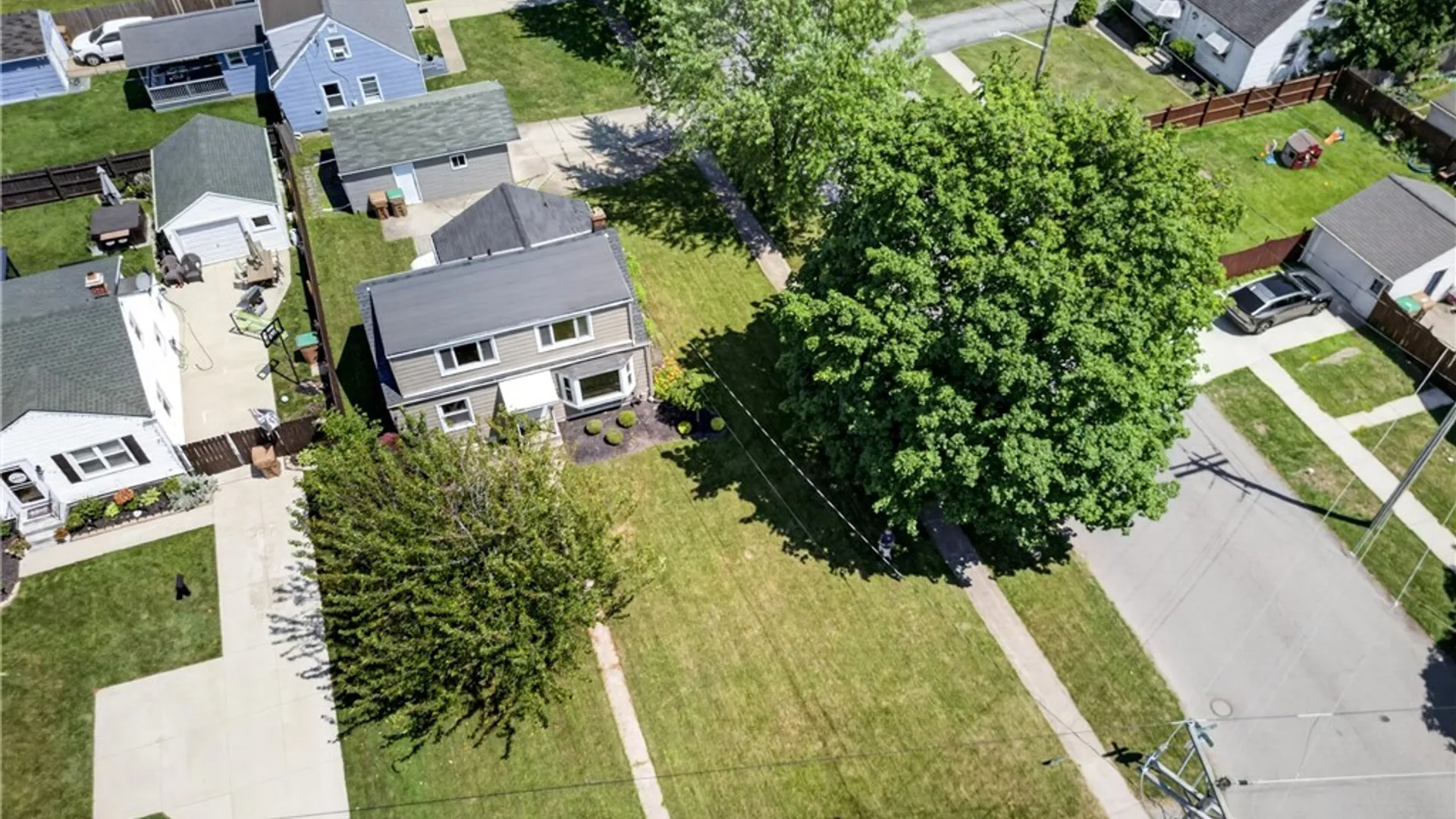 Property at 831 Beach Road, Cheektowaga, NY 14225 17