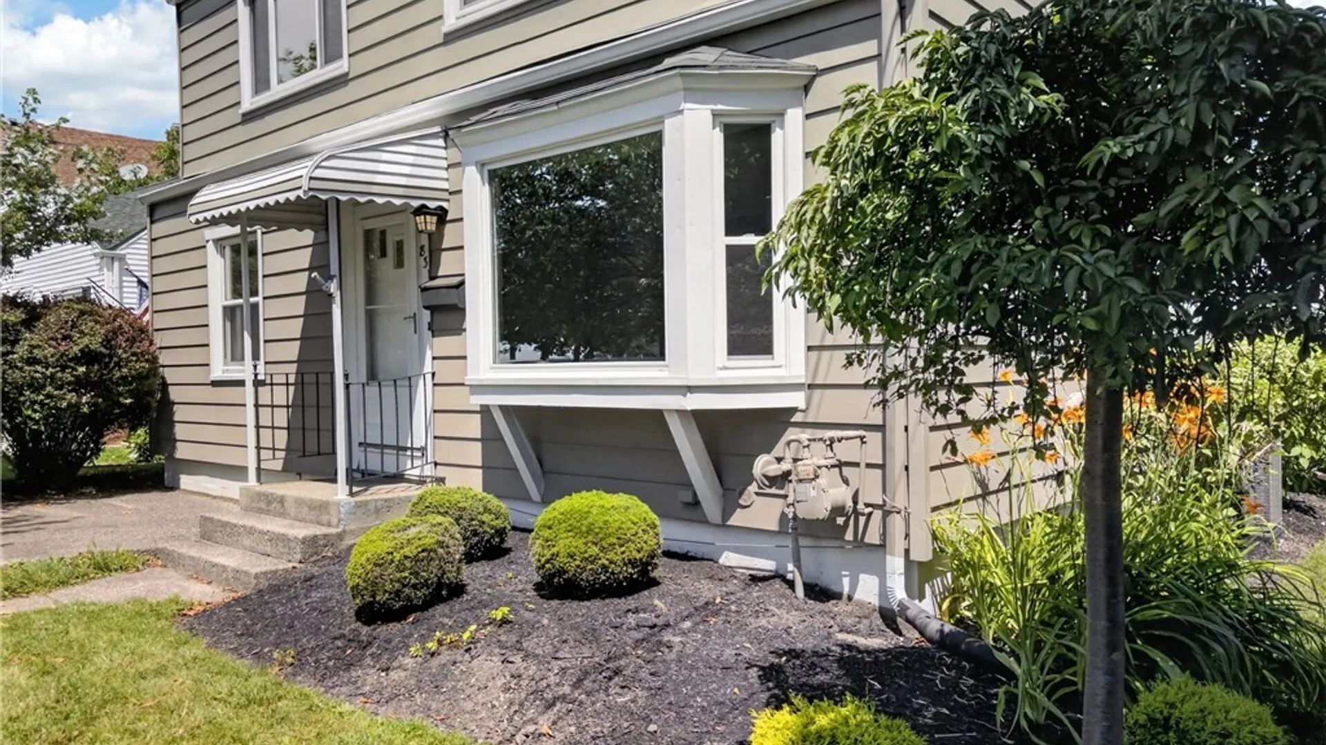 Property at 831 Beach Road, Cheektowaga, NY 14225 6