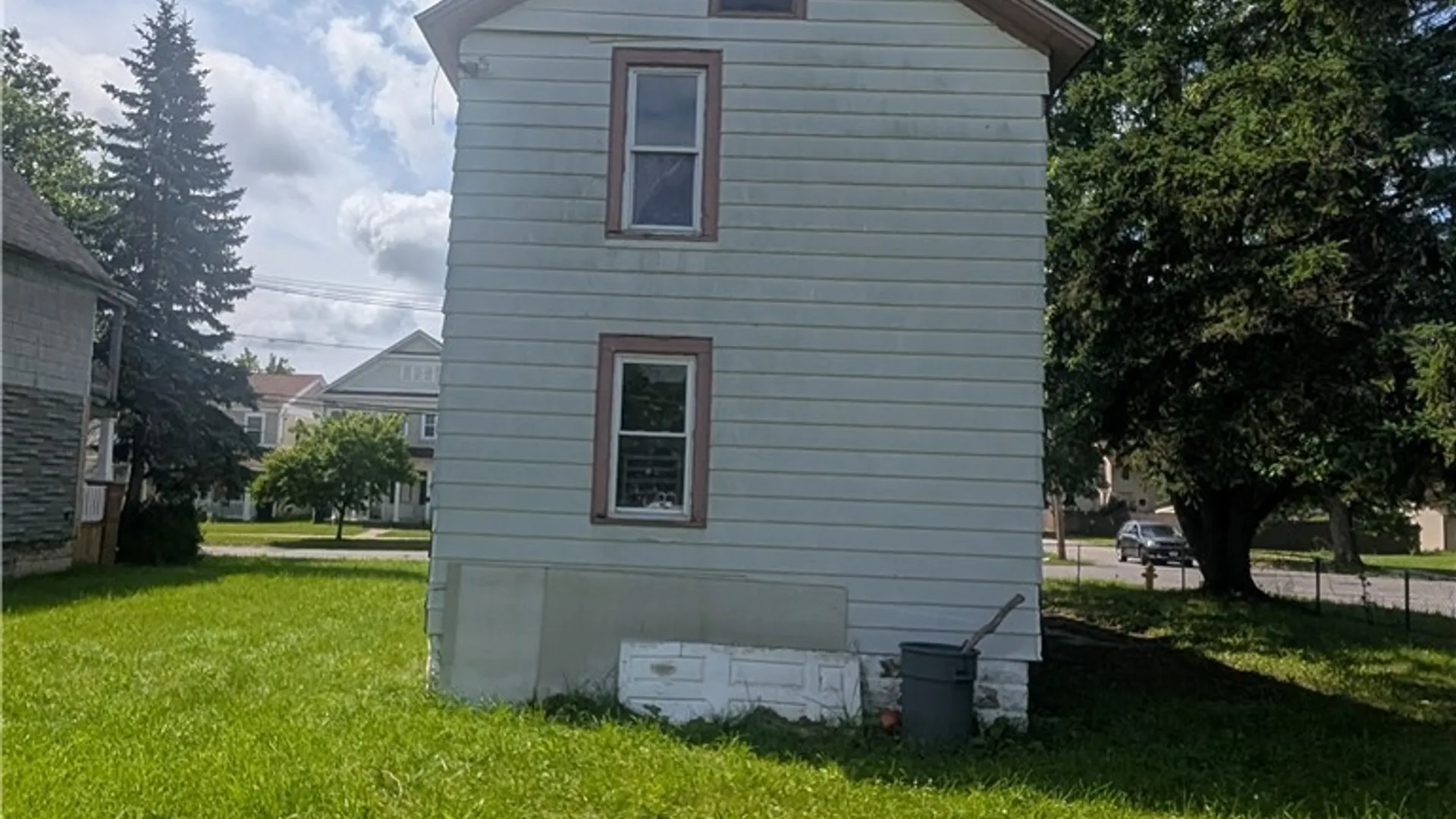 Property at 1304 Centre Avenue, Niagara Falls, NY 14305 5
