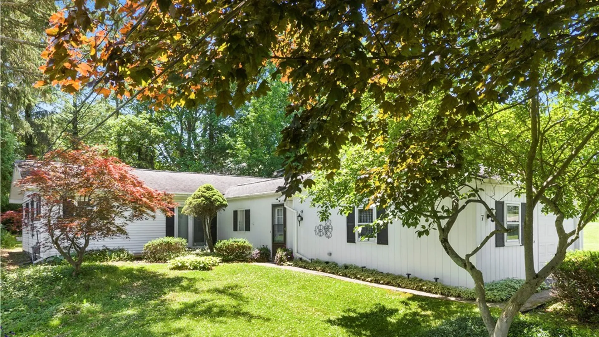 Property at 7 Highland Street, Skaneateles, NY 13152 2