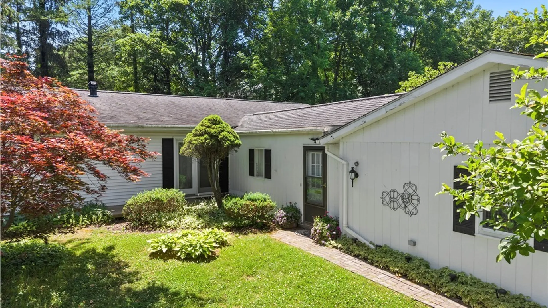 Property at 7 Highland Street, Skaneateles, NY 13152 4