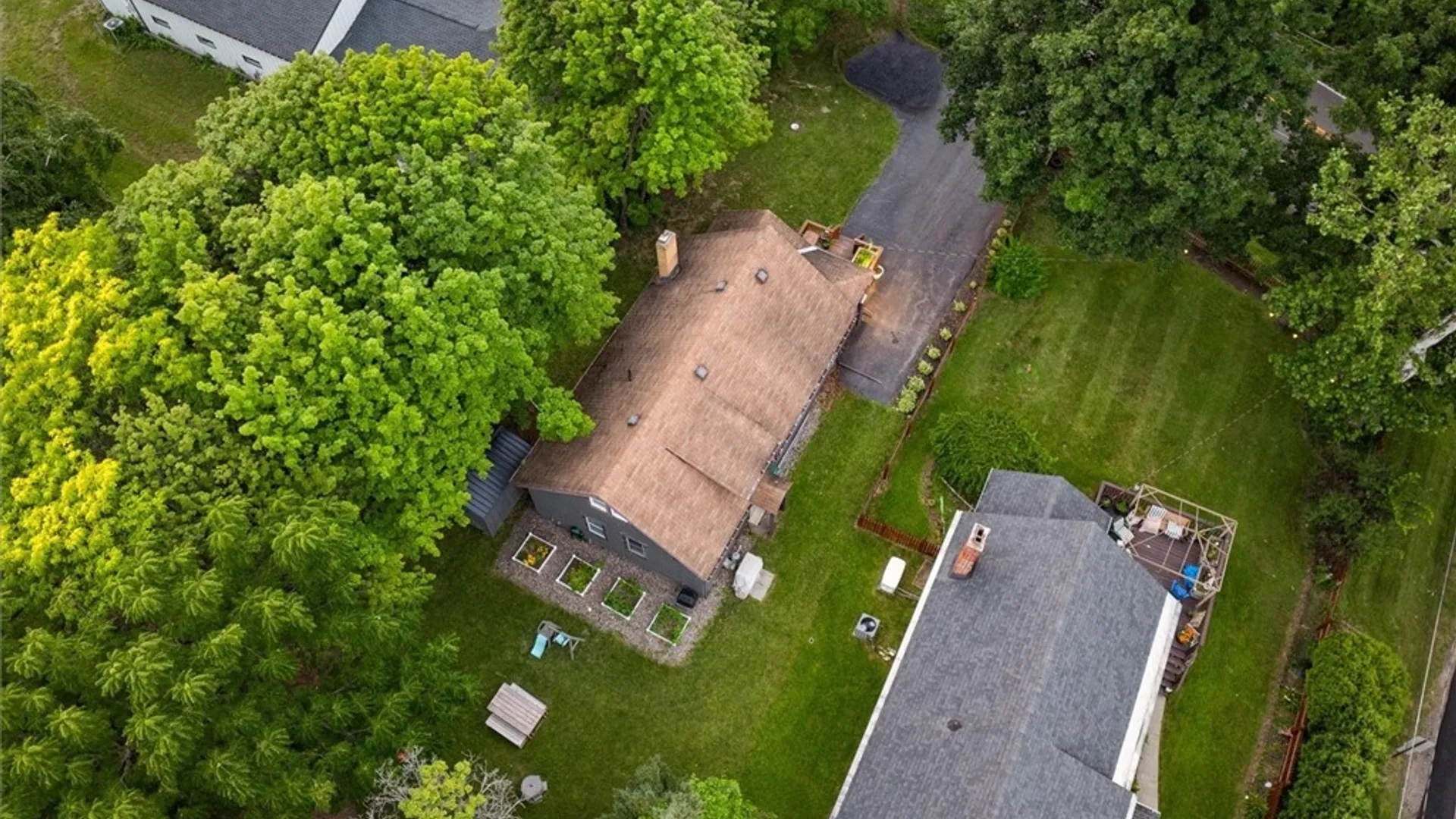 Property at 5904 E Seneca, Onondaga, NY 13078 4