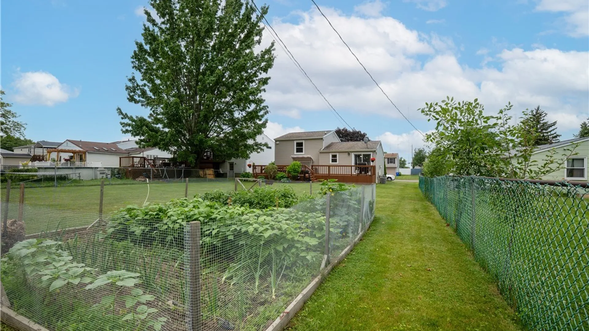Property at 4252 Glenwillow Drive, Hamburg, NY 14075 7