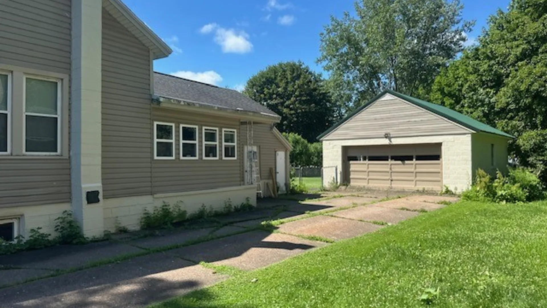 Property at 414 W 1st Street, Fulton, NY 13069 36