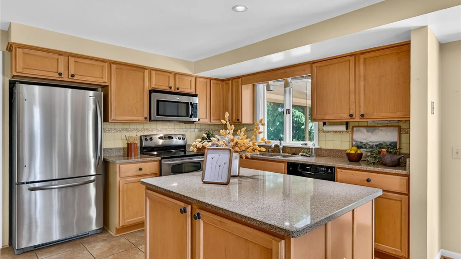 Property at 10 Burnley Rise, Perinton, NY 14534 14