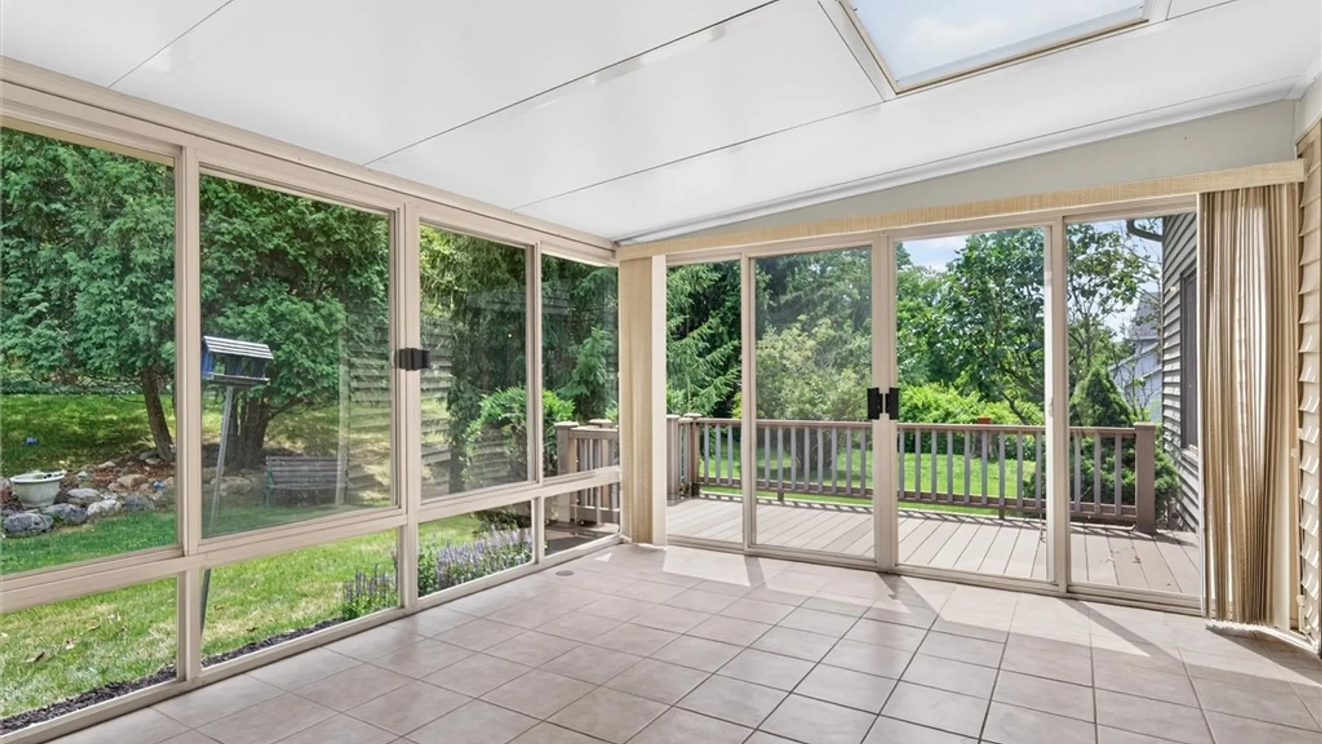 Property at 10 Burnley Rise, Perinton, NY 14534 16