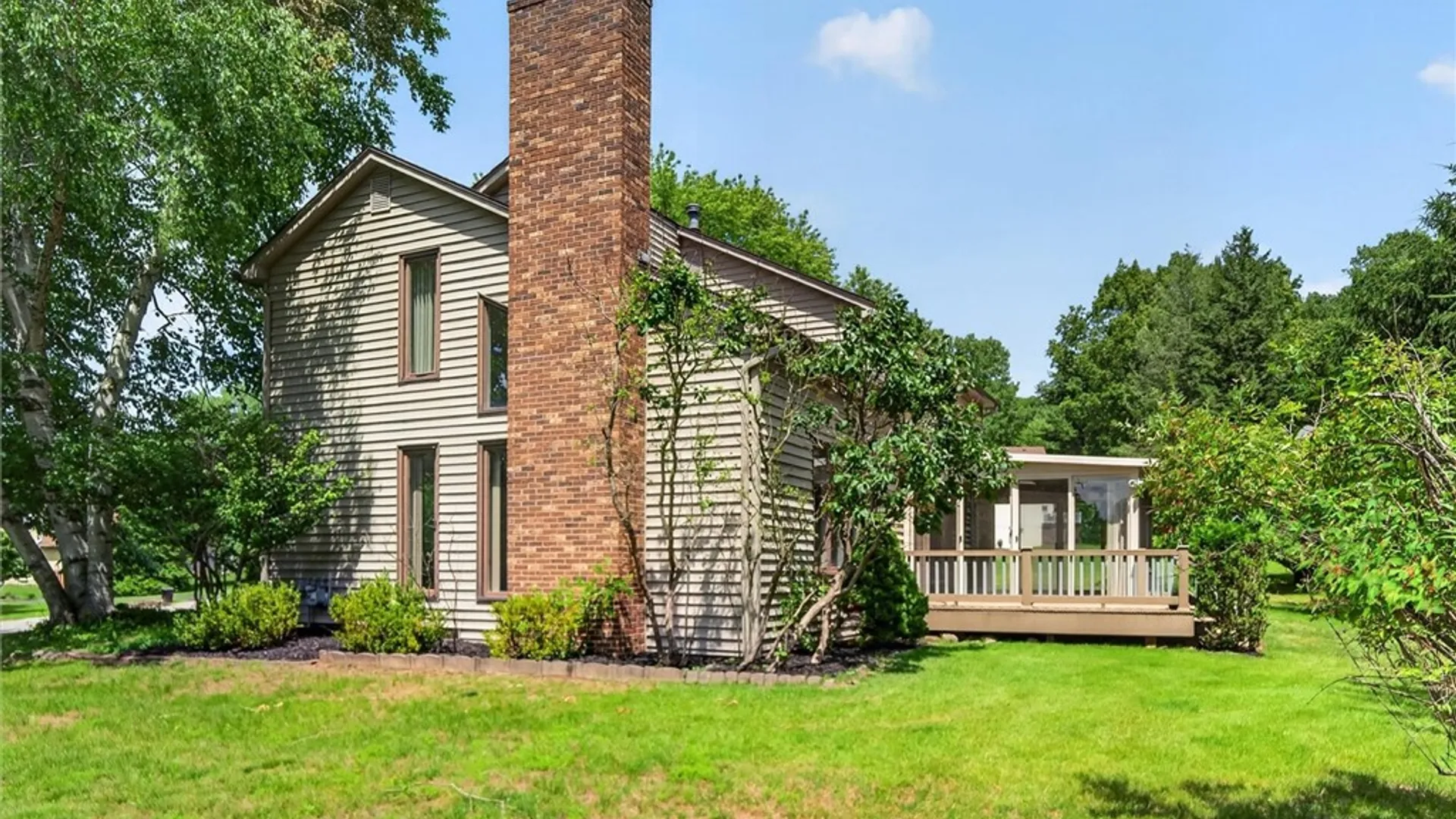Property at 10 Burnley Rise, Perinton, NY 14534 39