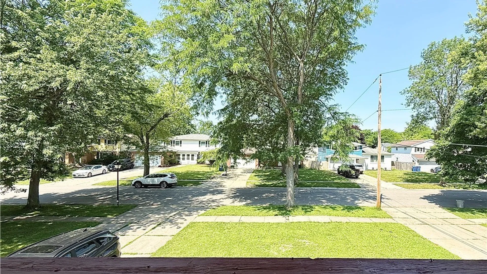 Property at 90 E Summerset Lane, Amherst, NY 14228 17