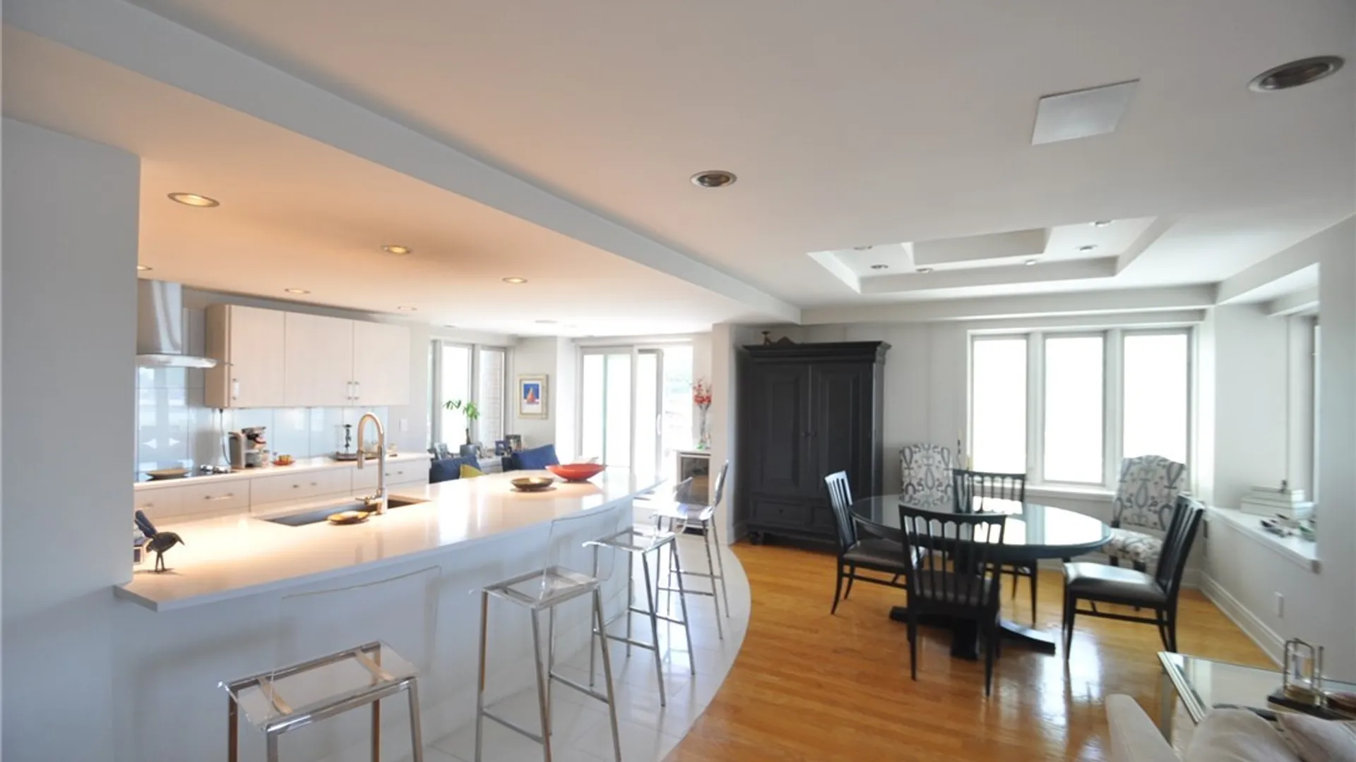 Property at 40 Waterfront Circle, Buffalo, NY 14202 30