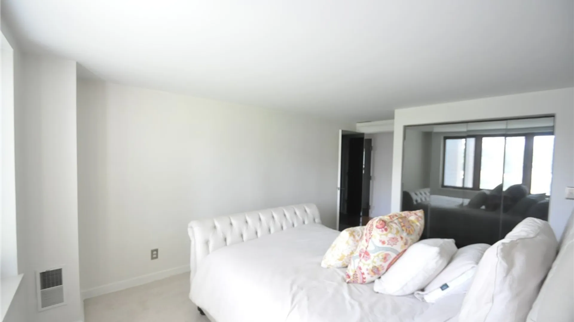 Property at 40 Waterfront Circle, Buffalo, NY 14202 17