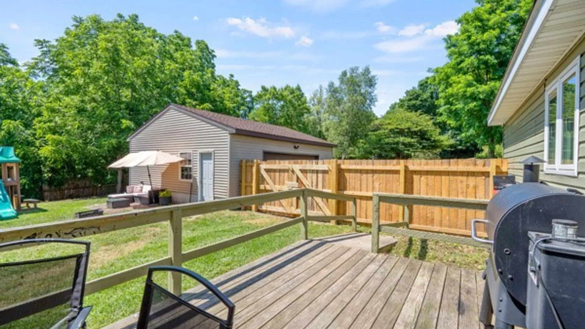 Property at 31 Franklin Avenue, Oswego, NY 13126 27