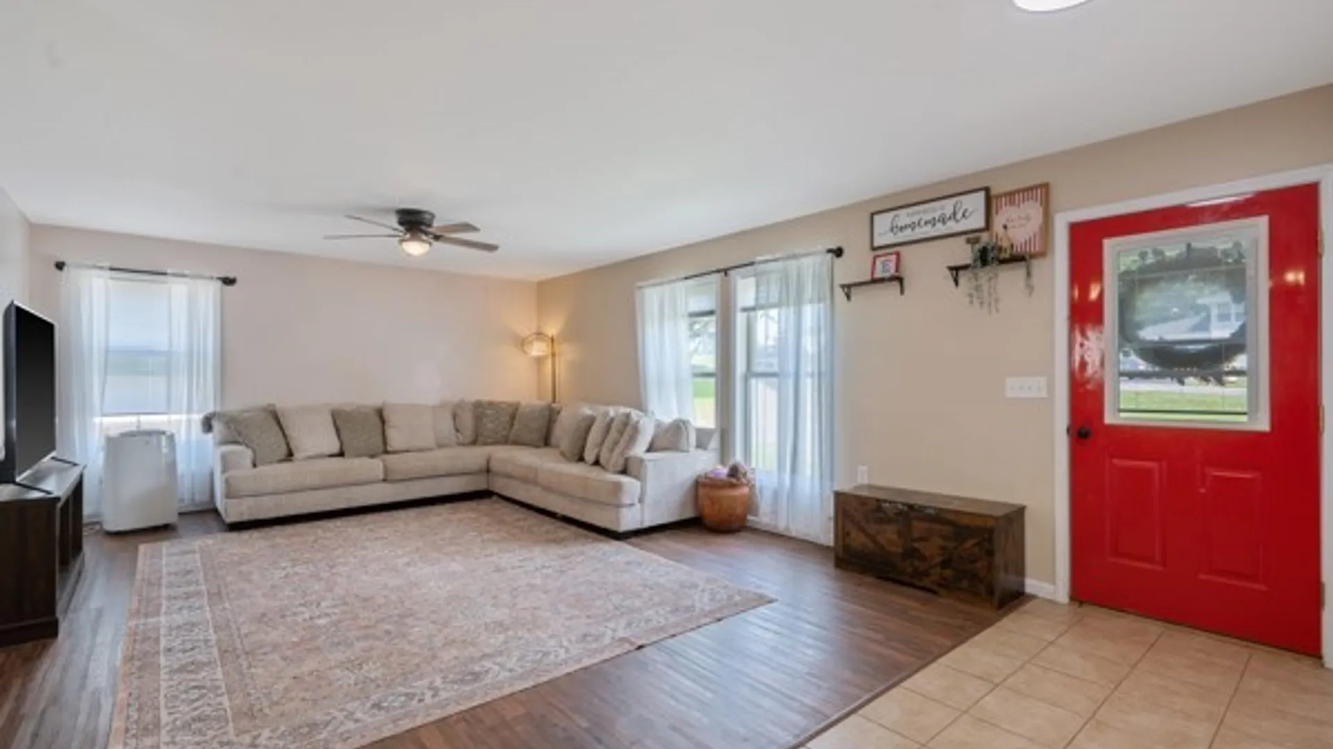 Property at 31 Franklin Avenue, Oswego, NY 13126 4