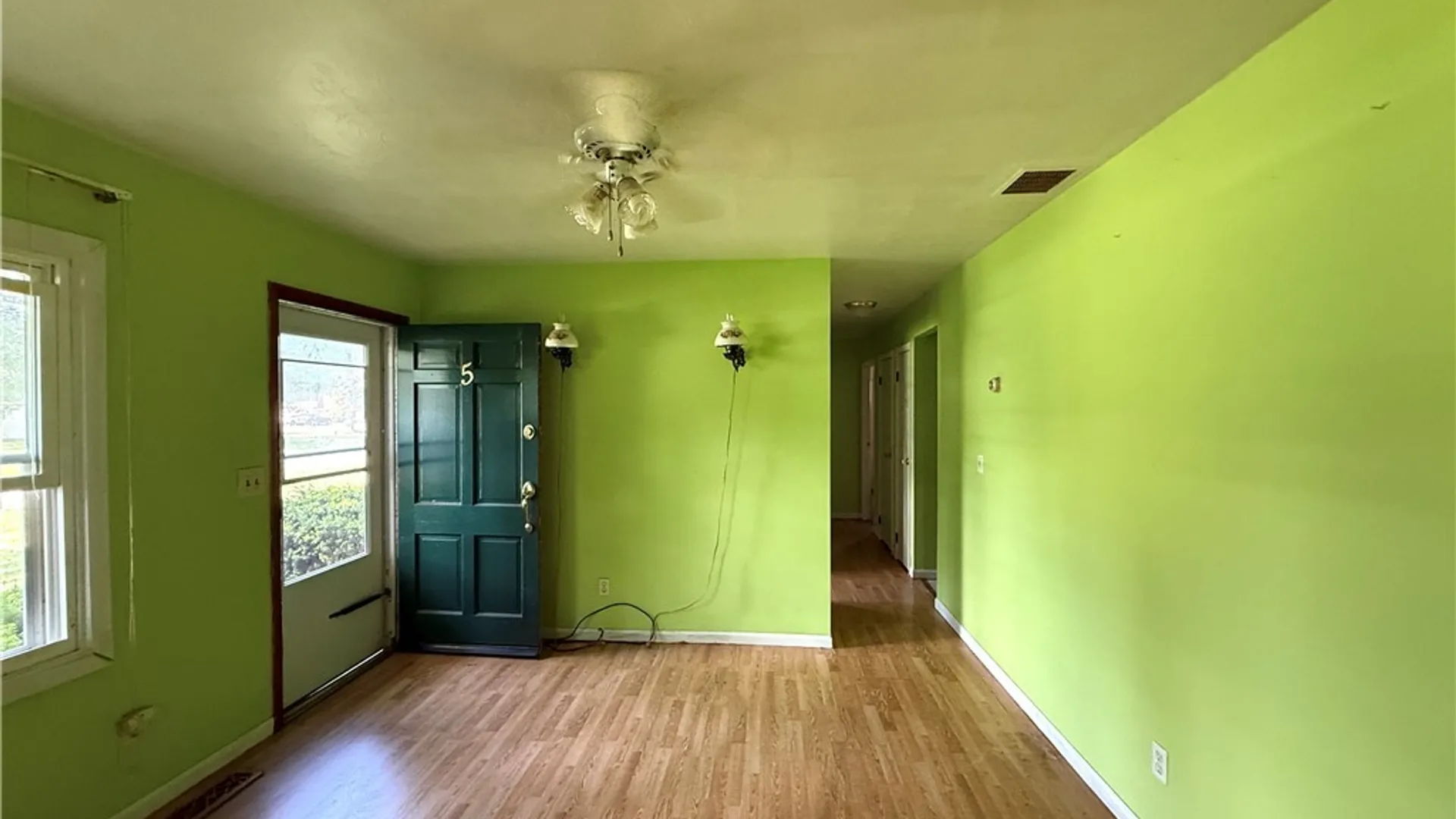 Property at 5 Woodcrest Drive, Cortland, NY 13045 14