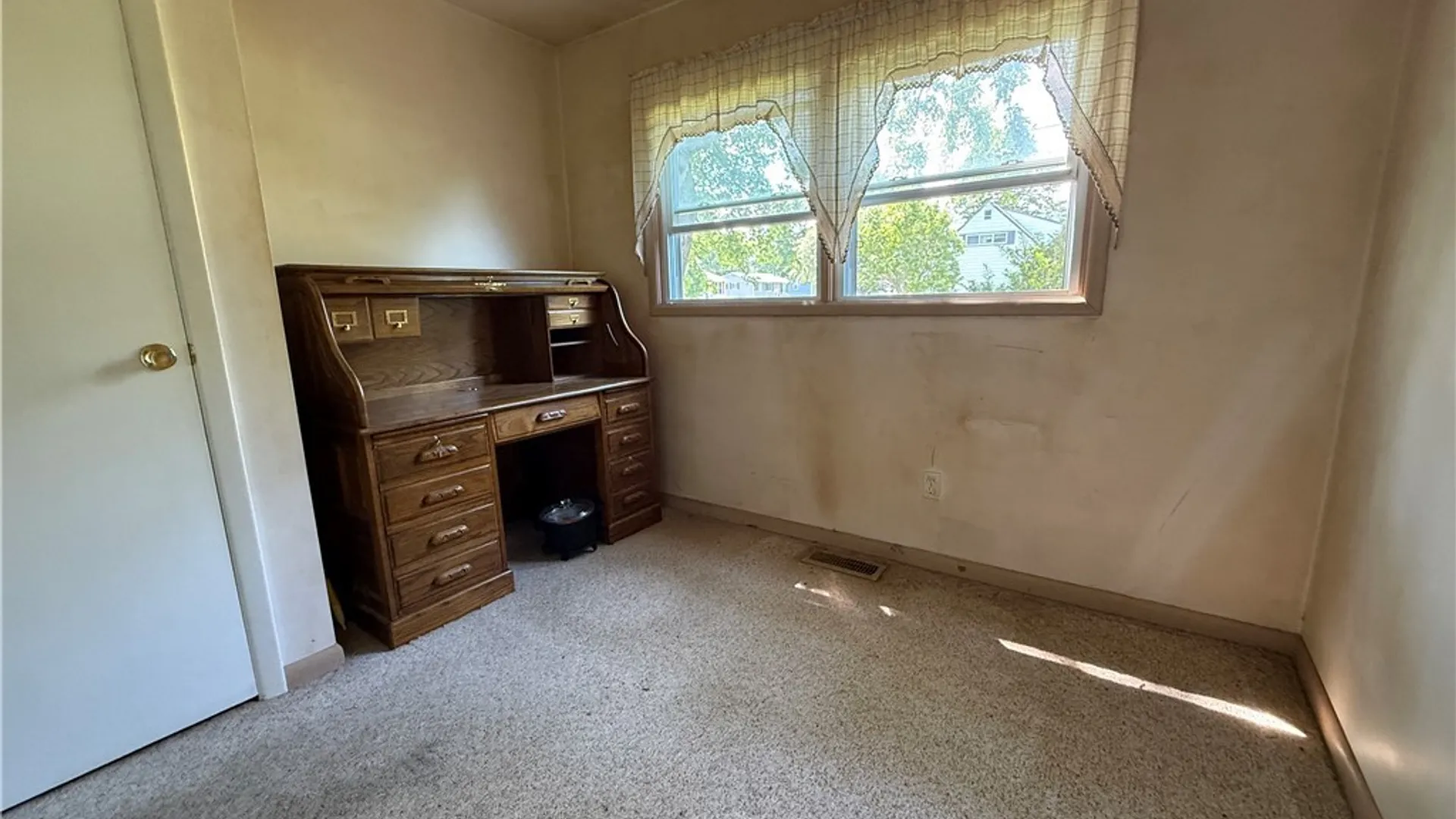 Property at 5 Woodcrest Drive, Cortland, NY 13045 15