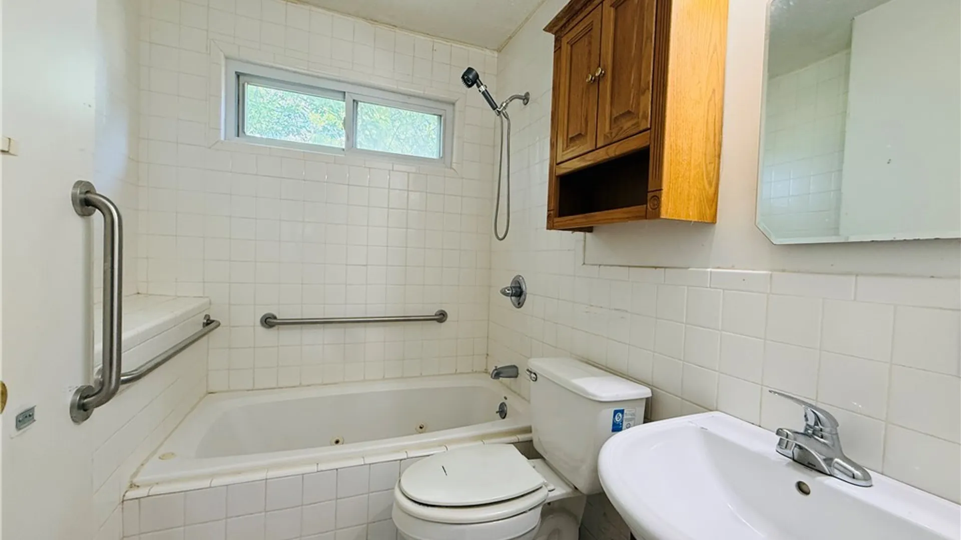 Property at 5 Woodcrest Drive, Cortland, NY 13045 17