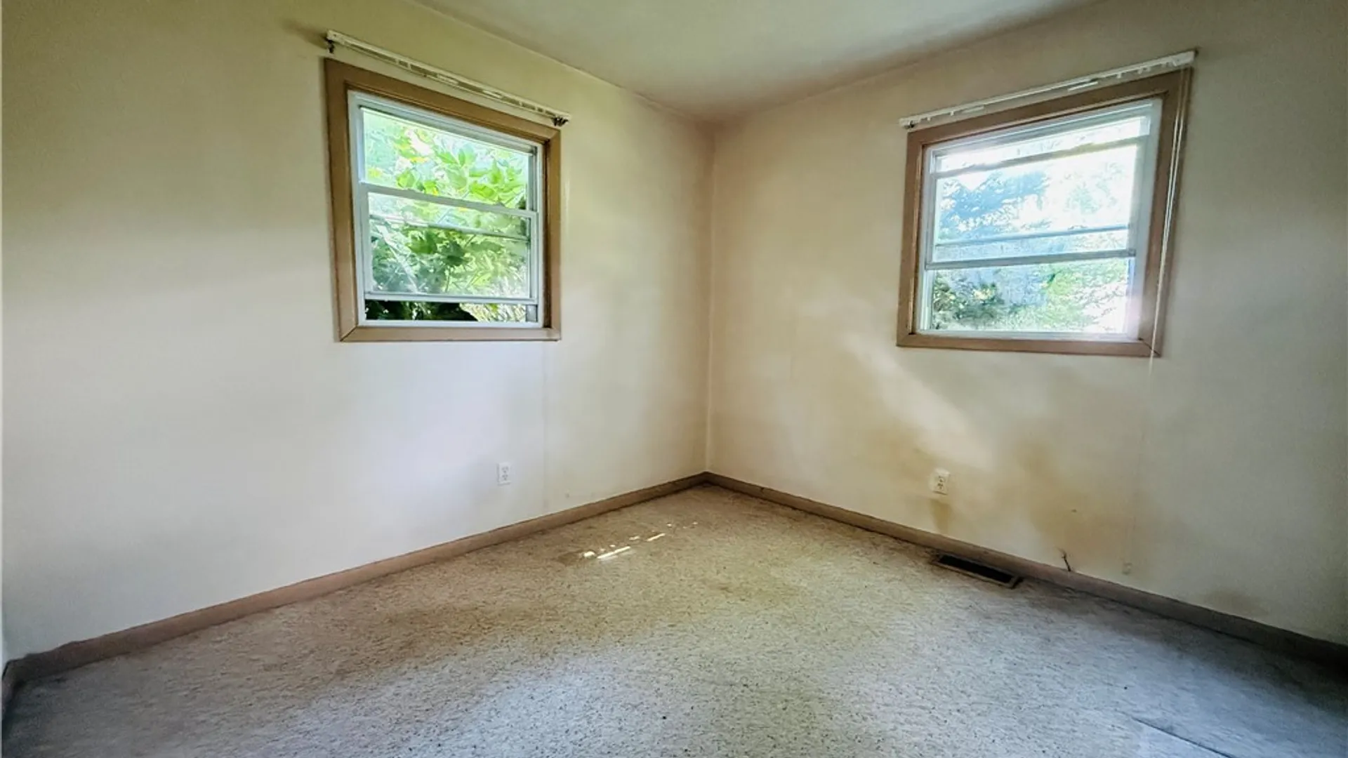 Property at 5 Woodcrest Drive, Cortland, NY 13045 21